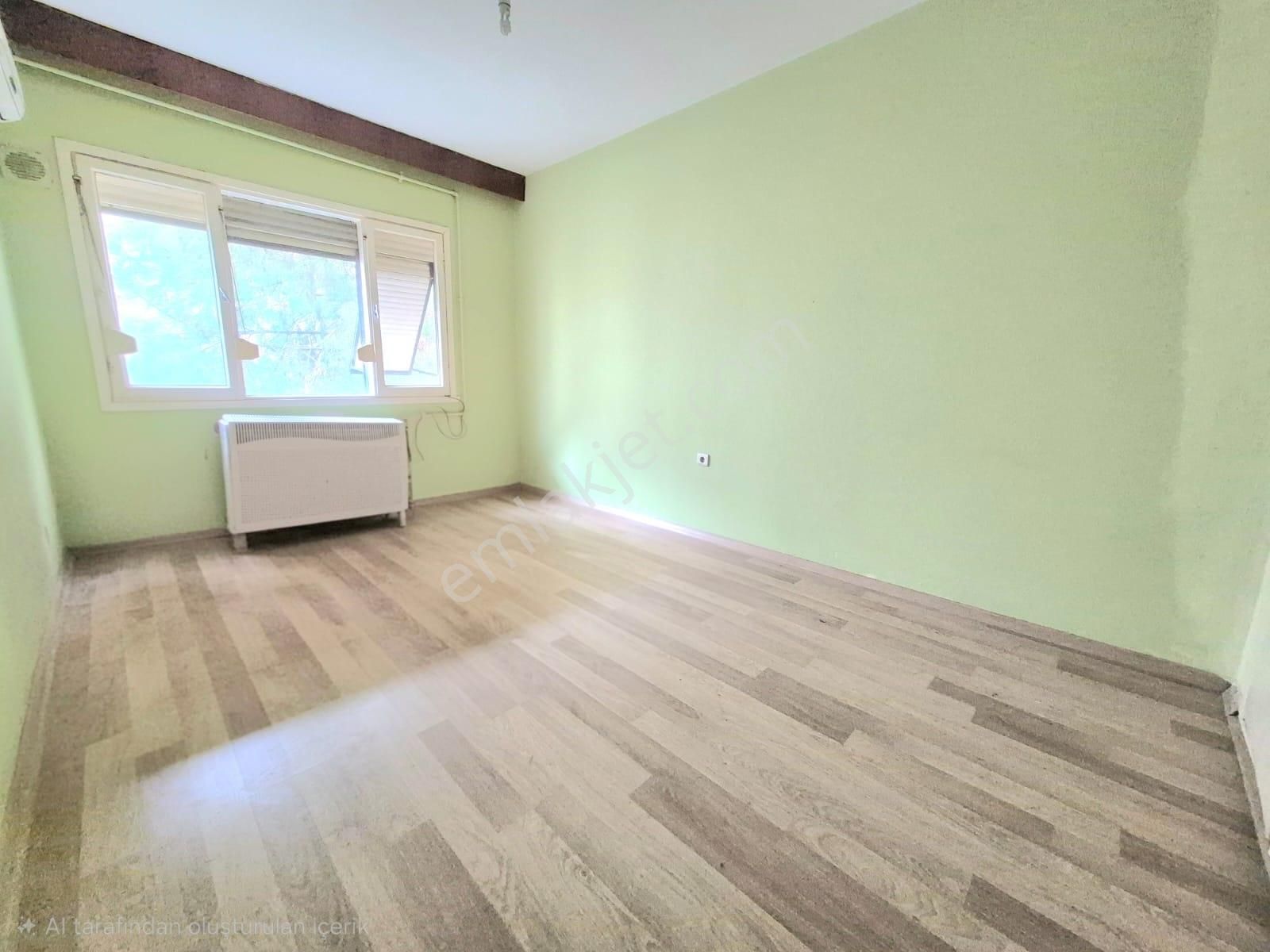 K.yaka Çarşı İçi Geniş Çift Cephe Çift Balkon D.gazlı 145 M2 3+1 - Görsel 16