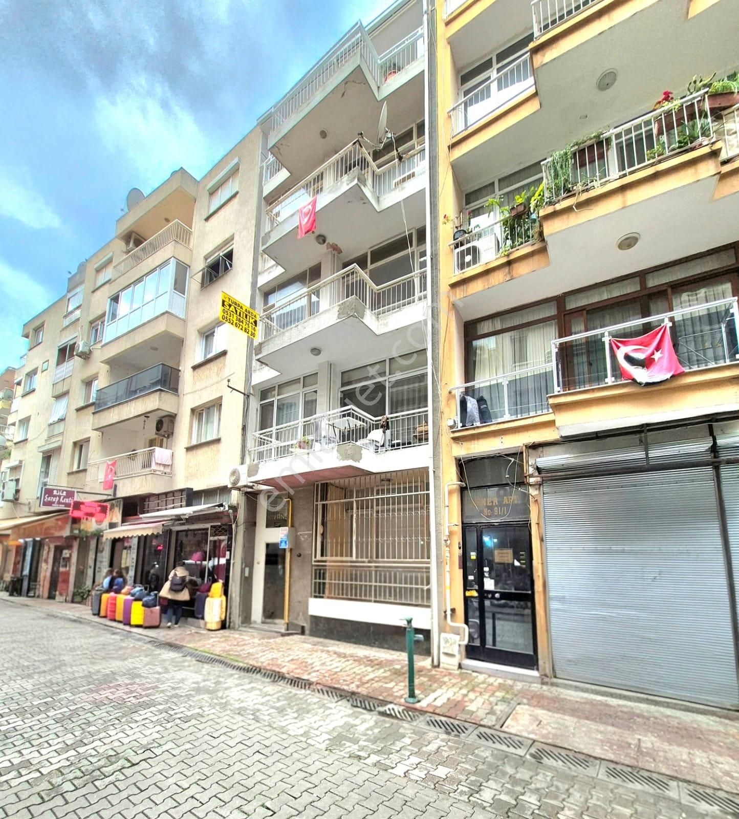 K.yaka Çarşı İçi Geniş Çift Cephe Çift Balkon D.gazlı 145 M2 3+1 - Görsel 18