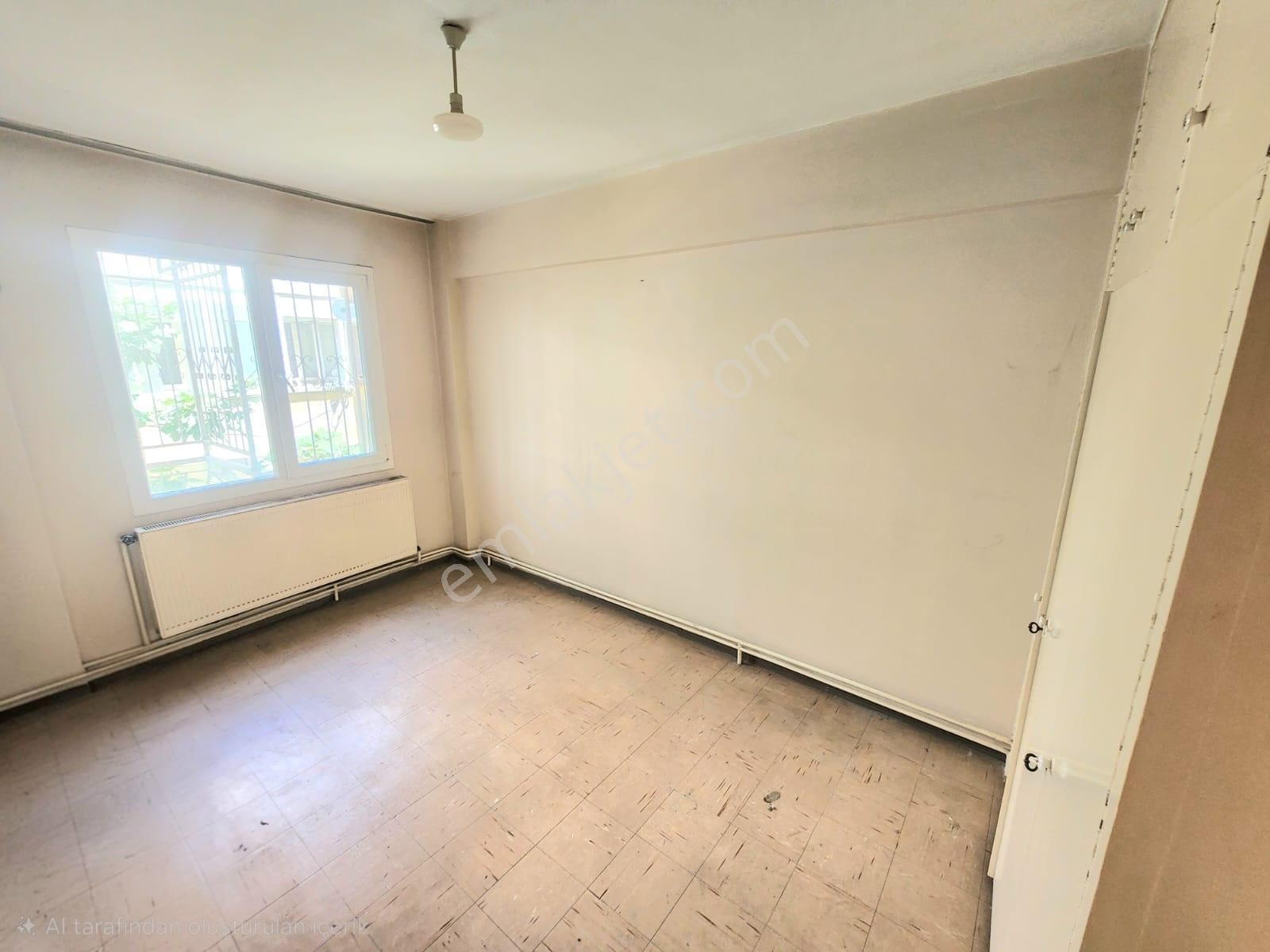 K.yaka Çarşı Yakını Arakat Çit Cephe Çift Balkon 3+1 120 M2 - Görsel 17