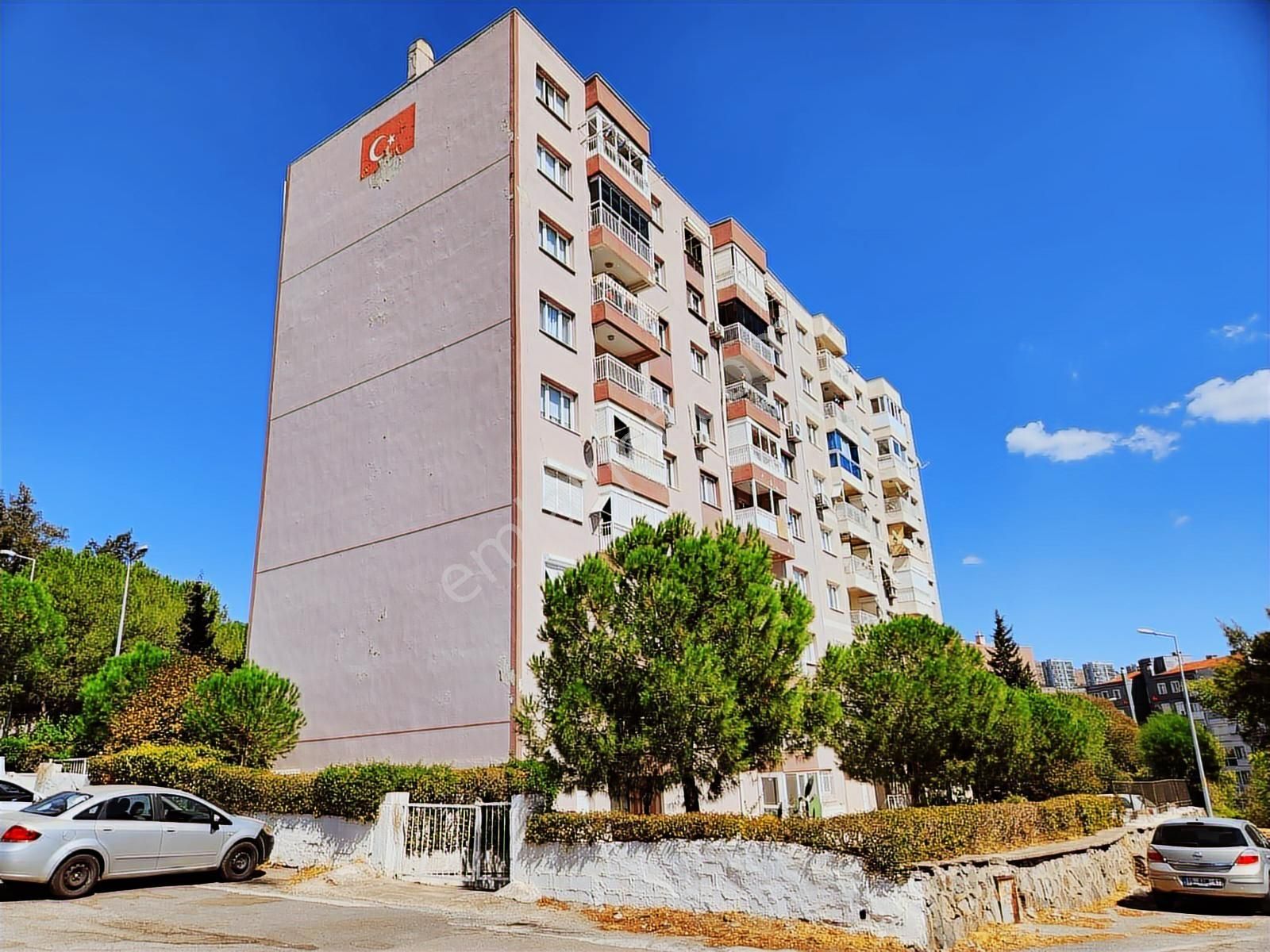 Egekent Sağlık Mensupları Sitesi Manzaralı D.gazlı 3+1 120 M2 - Görsel 22
