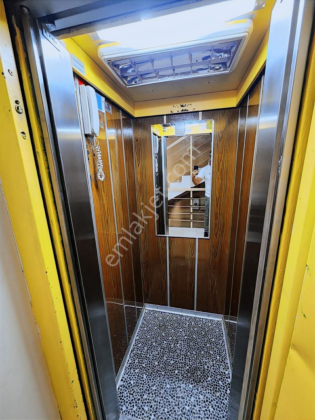 Egekent Sağlık Mensupları Sitesi Manzaralı D.gazlı 3+1 120 M2 - Görsel 26