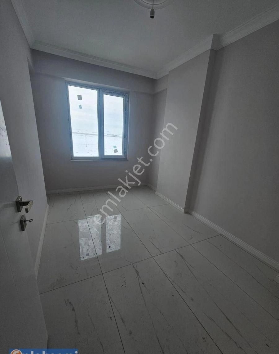 Emlaknomi'den Hastane Yolunda Kiralık Amerikan Mutfak 2+1 Sıfır Daire - Görsel 9