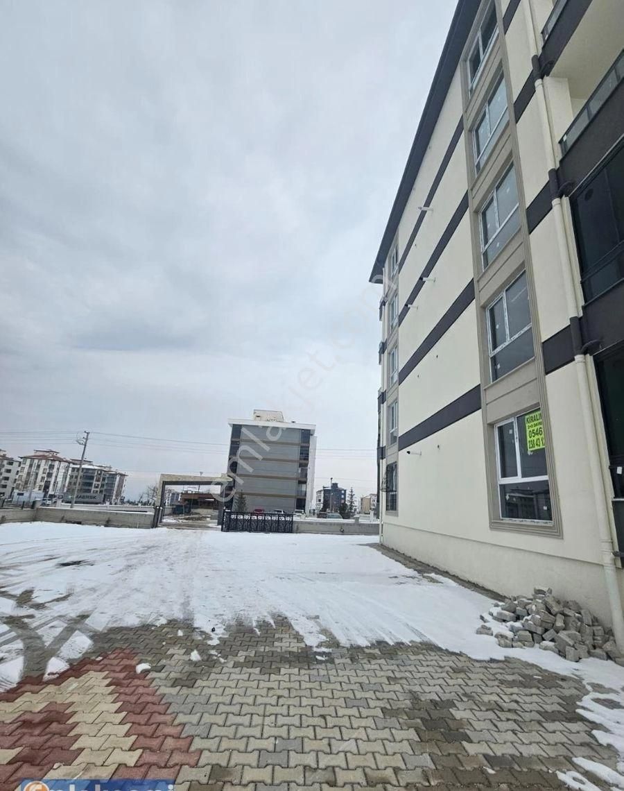 Emlaknomi'den Hastane Yolunda Kiralık Amerikan Mutfak 2+1 Sıfır Daire - Görsel 2