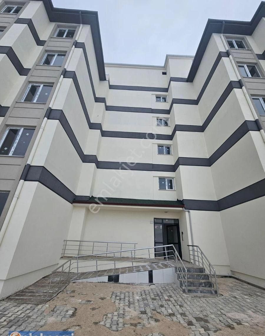 Emlaknomi'den Hastane Yolunda Kiralık Amerikan Mutfak 2+1 Sıfır Daire - Görsel 10