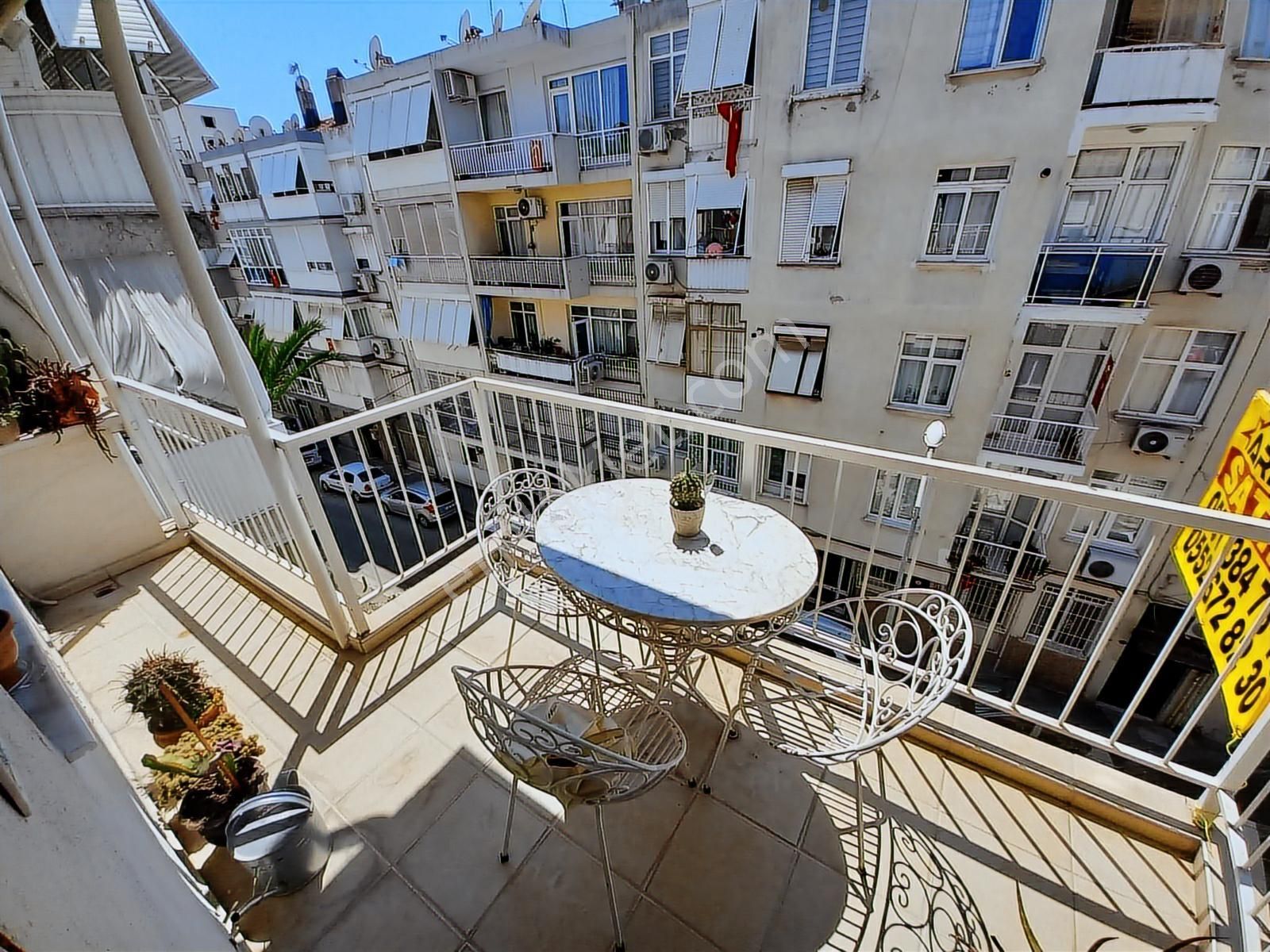 K.yaka Çarşı Yakını Çift Cephe Çift Balkon D.gazlı 2+1 100 M2 - Görsel 22