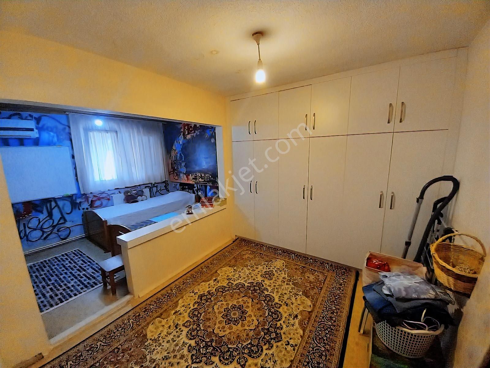 K.yaka Çarşı Yakını Çift Cephe Çift Balkon D.gazlı 2+1 100 M2 - Görsel 18