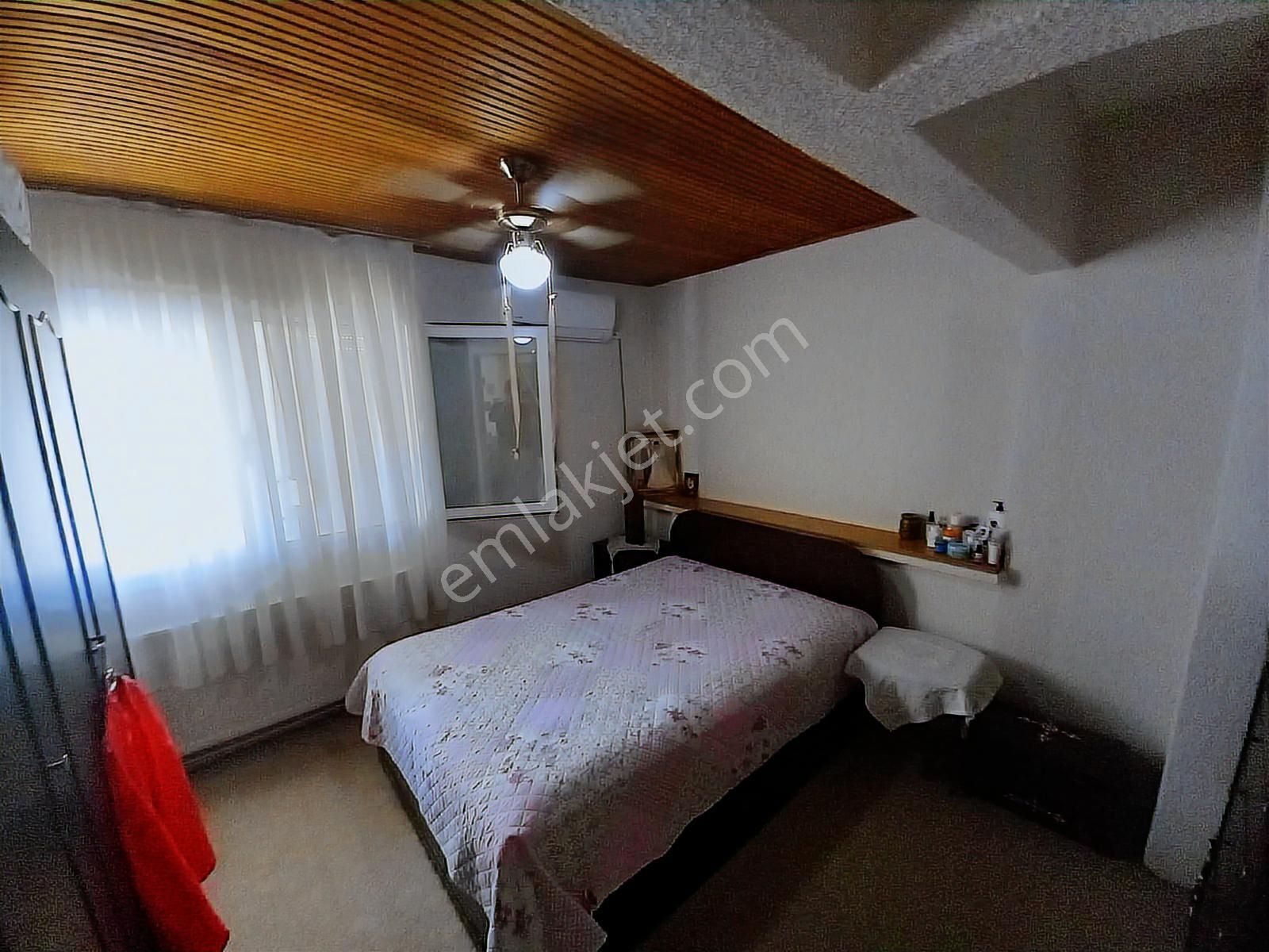 K.yaka Çarşı Yakını Çift Cephe Çift Balkon D.gazlı 2+1 100 M2 - Görsel 4