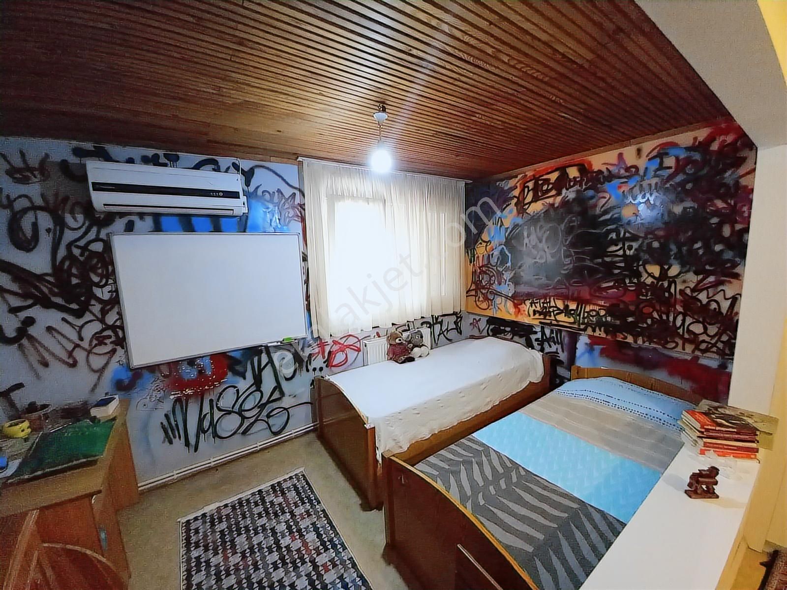 K.yaka Çarşı Yakını Çift Cephe Çift Balkon D.gazlı 2+1 100 M2 - Görsel 11