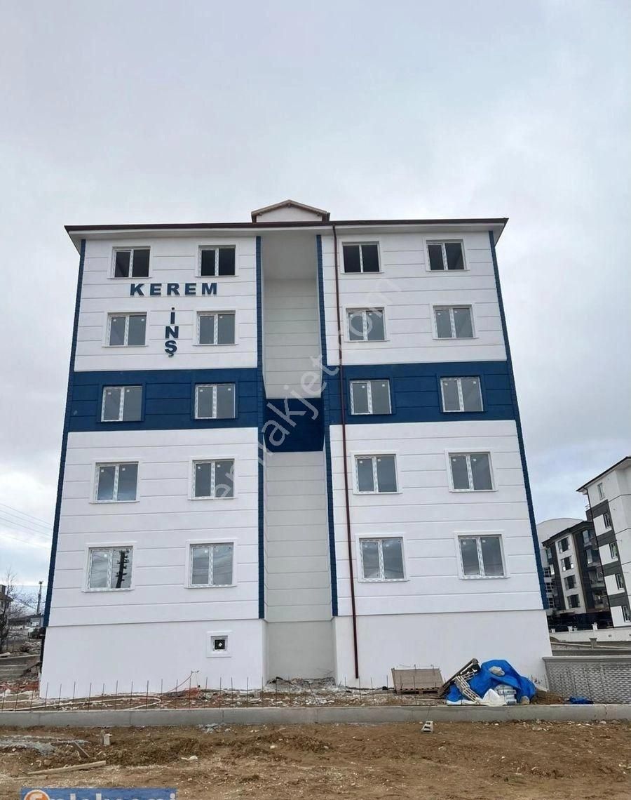 Emlaknomi 'den Üniversite Yakını Hastaneye Yürüme Mesafesinde Satılık 1+1 Daire - Görsel 2