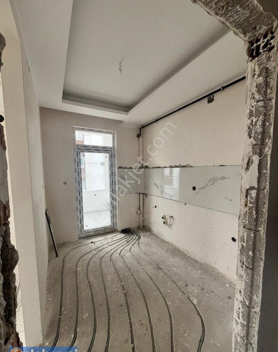 Emlaknomi 'den Üniversite Yakını Hastaneye Yürüme Mesafesinde Satılık 1+1 Daire - Görsel 9