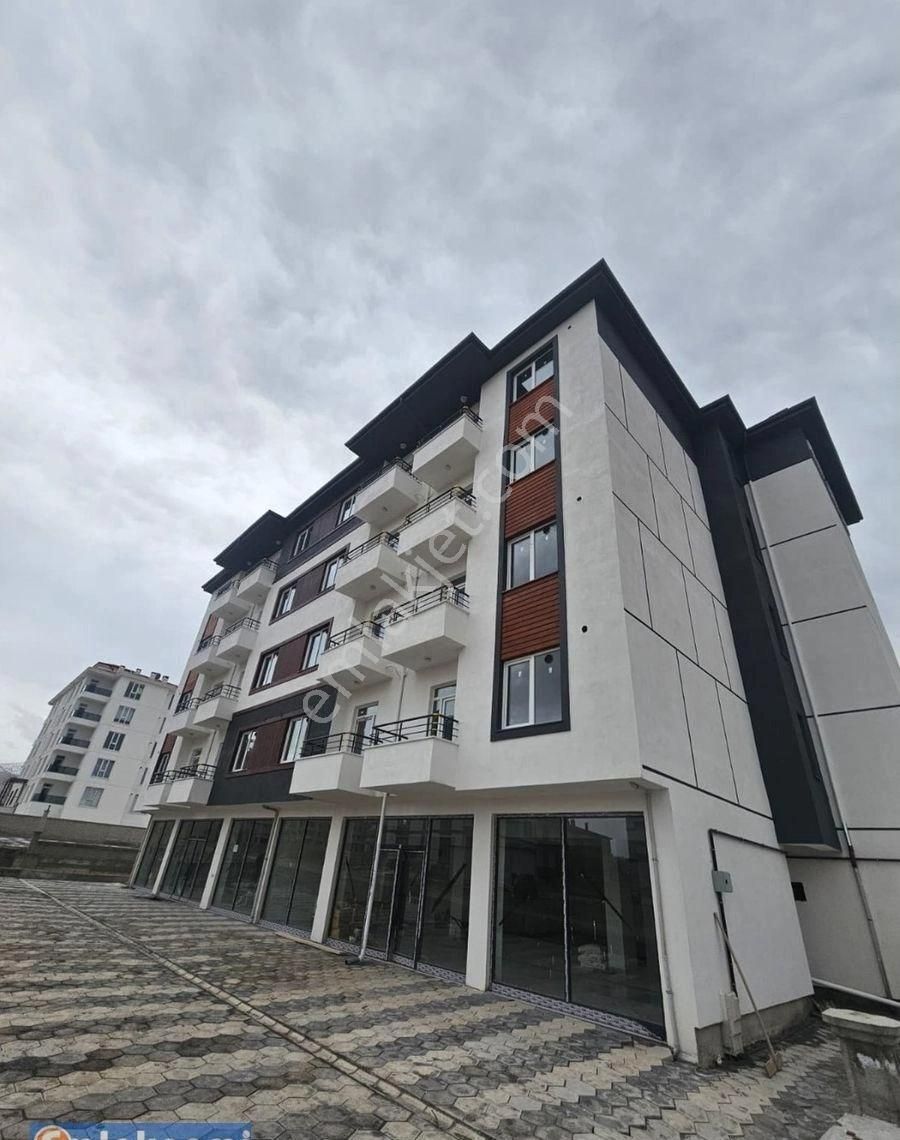 Emlaknomi'den Hastane Civarı Satılık Sıfır 1+1 Daire - Görsel 14