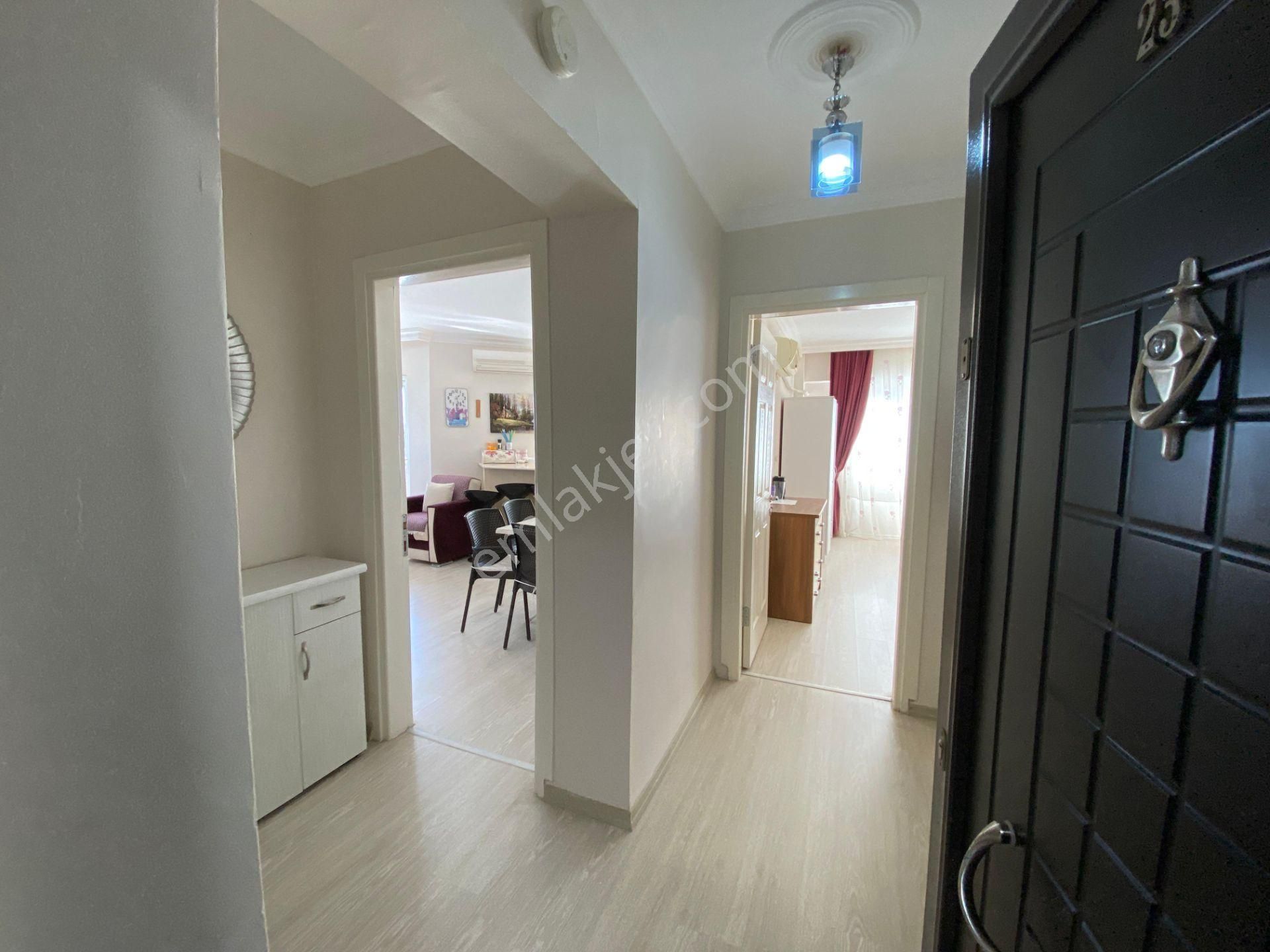 Didim Denize Yakın Site İçinde Geniş Balkonlu Eşyalı 2+1 Daire - Görsel 3