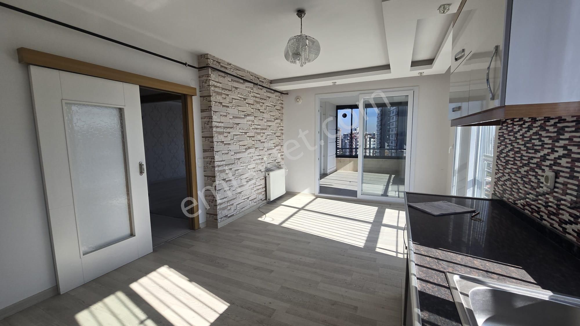 Arve'den İyi Lokasyon,geniş Site İçi Havuzlu,manzaralı 4+1 Daire - Görsel 9