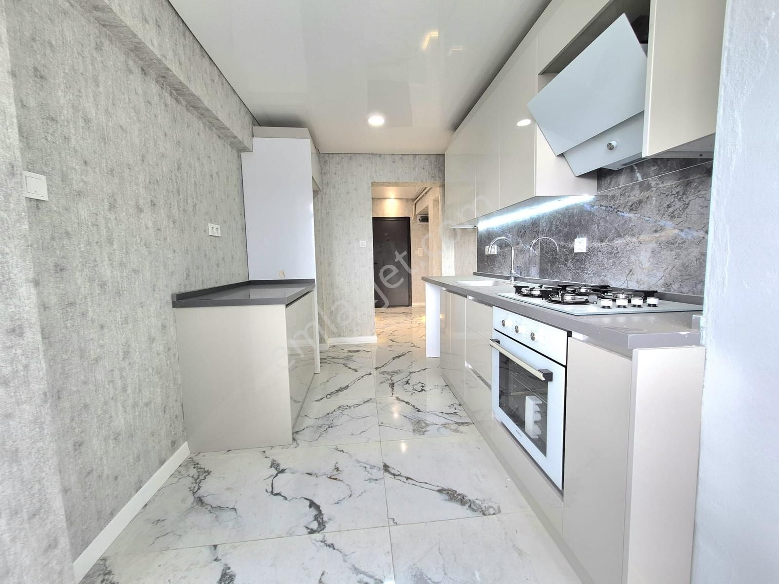 Zübeyde Hanım Mah. Ultura Lüks Daire Site İçinde 3+1 140 M2 - Görsel 11