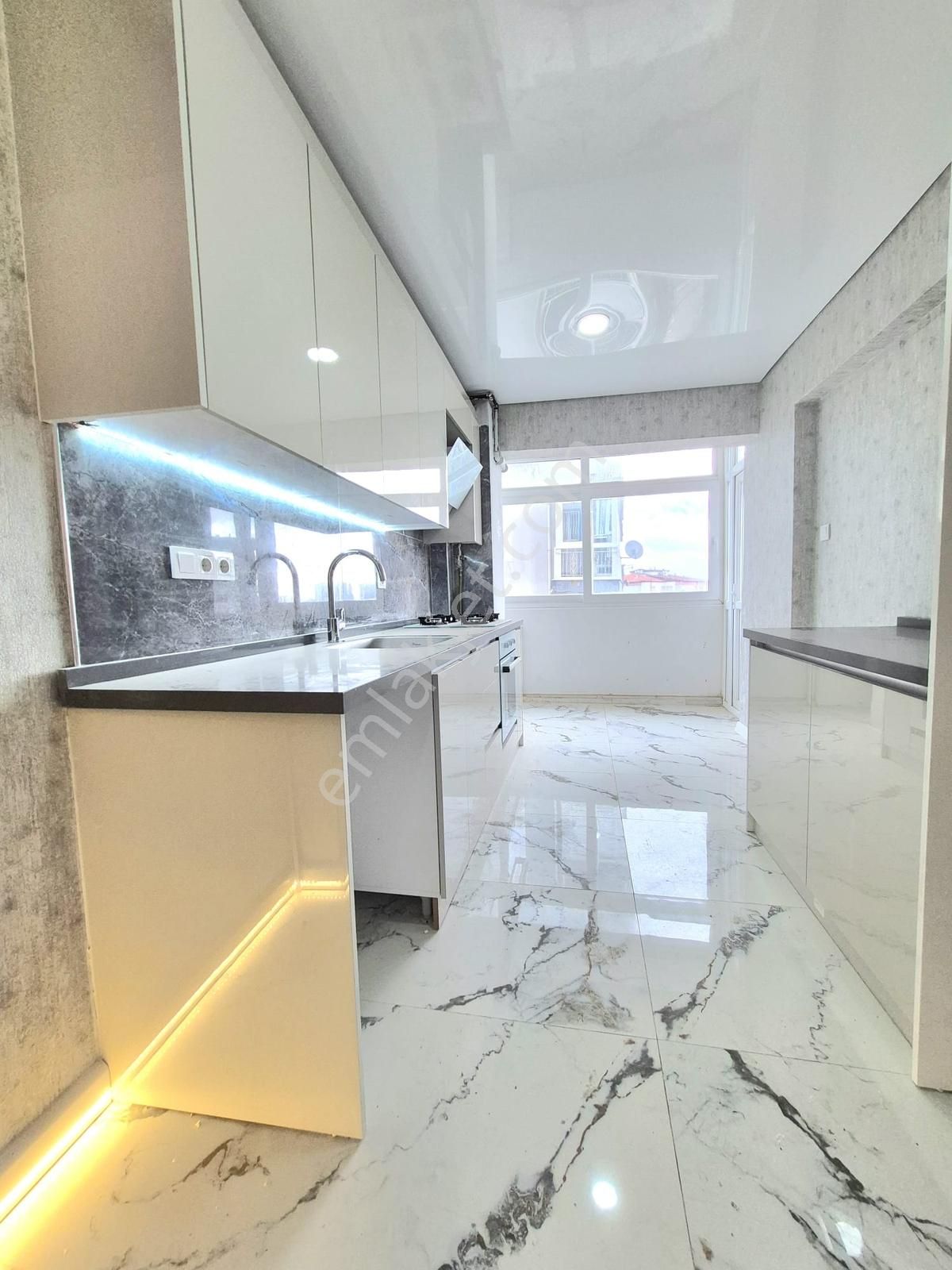 Zübeyde Hanım Mah. Ultura Lüks Daire Site İçinde 3+1 140 M2 - Görsel 32