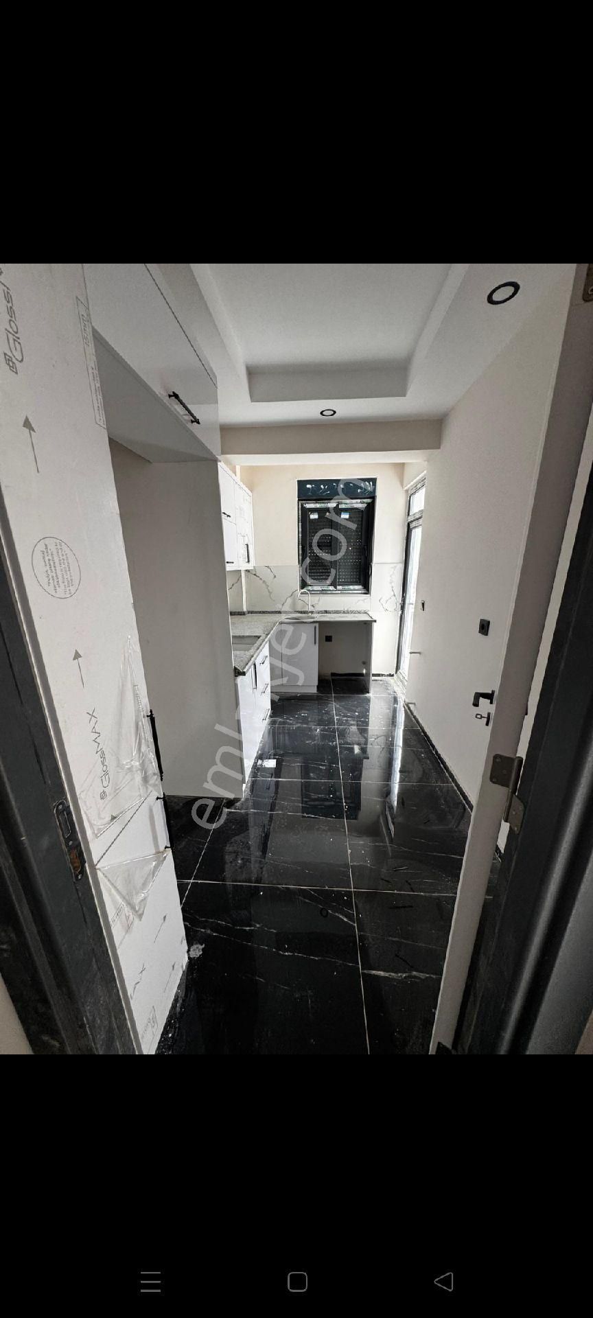 V. Karşıyakada 2+1 Havuzlu Sıfır Katta Kelepir Kaçırılmıcak Fiyat - Görsel 3