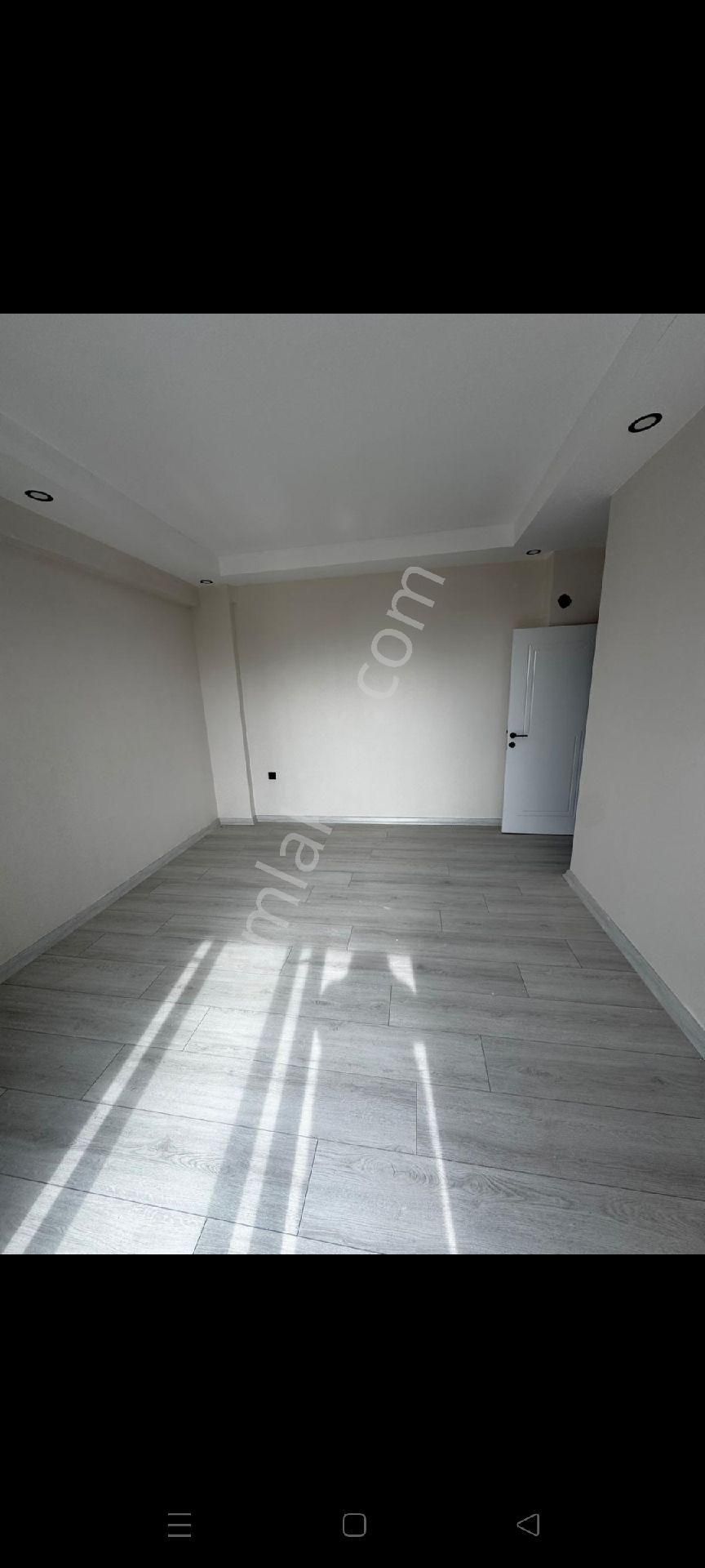 V. Karşıyakada 2+1 Havuzlu Sıfır Katta Kelepir Kaçırılmıcak Fiyat - Görsel 28