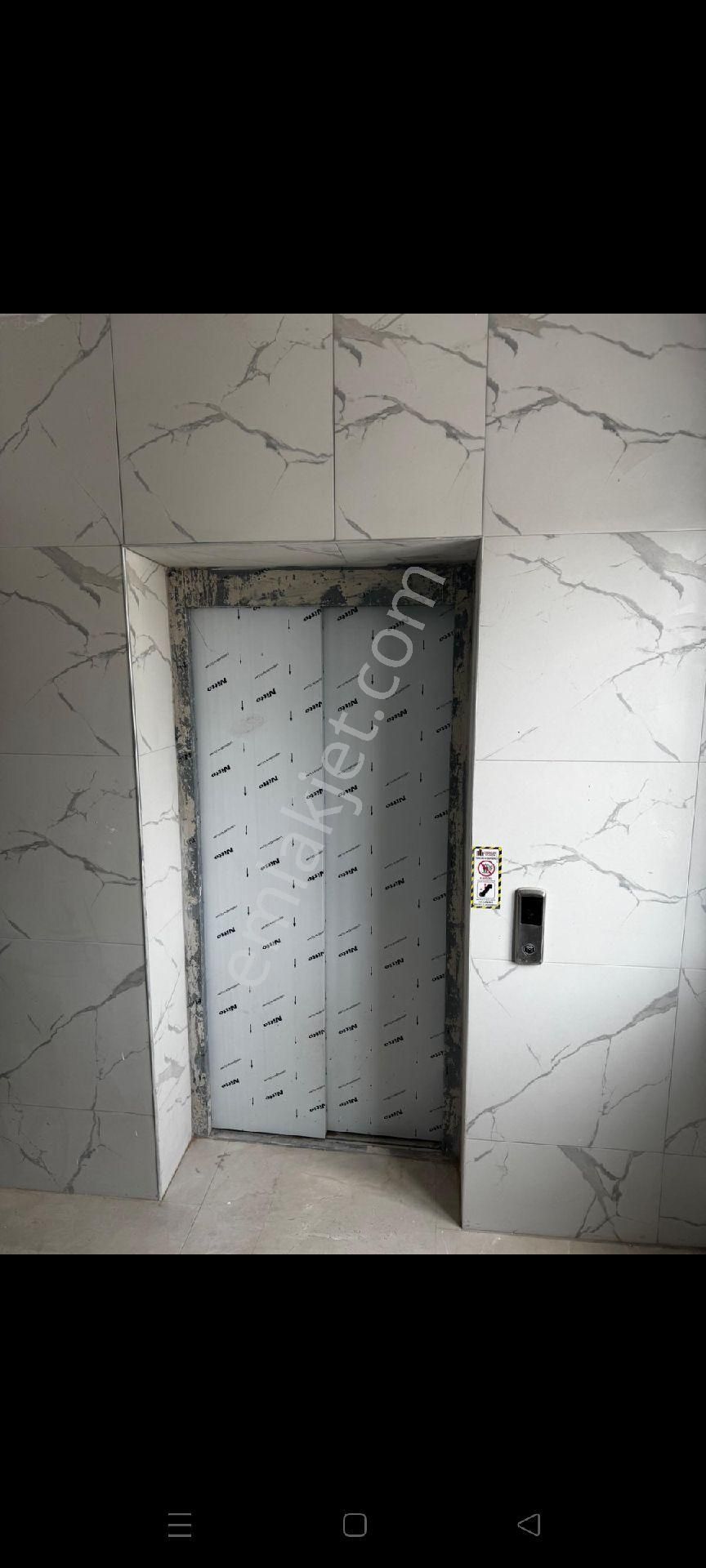 V. Karşıyakada 2+1 Havuzlu Sıfır Katta Kelepir Kaçırılmıcak Fiyat - Görsel 29