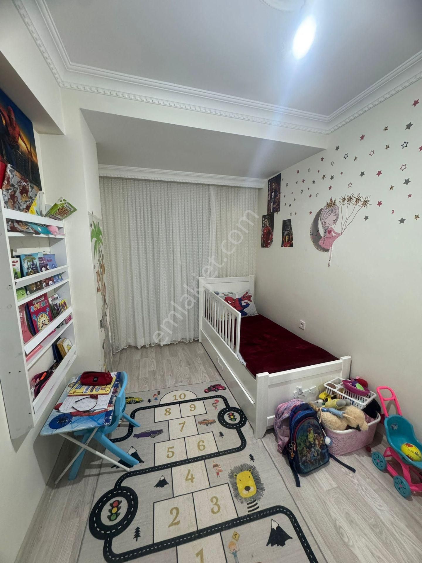 Esenyurt Mehterçeşme Mahallesinde Hazır Kira Getirili Daire ! - Görsel 3