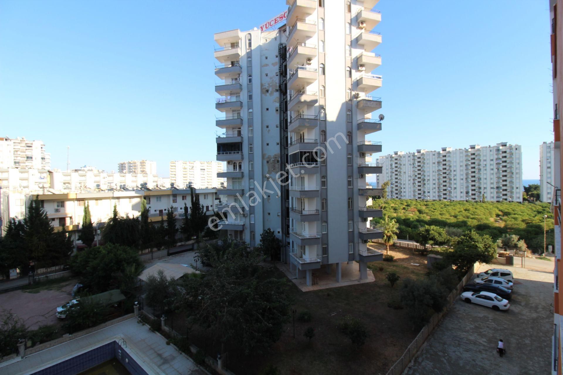 Aslan'dan Anayola Ve Sahile Yakın Havuzlu Geniş 2+1 - Görsel 25