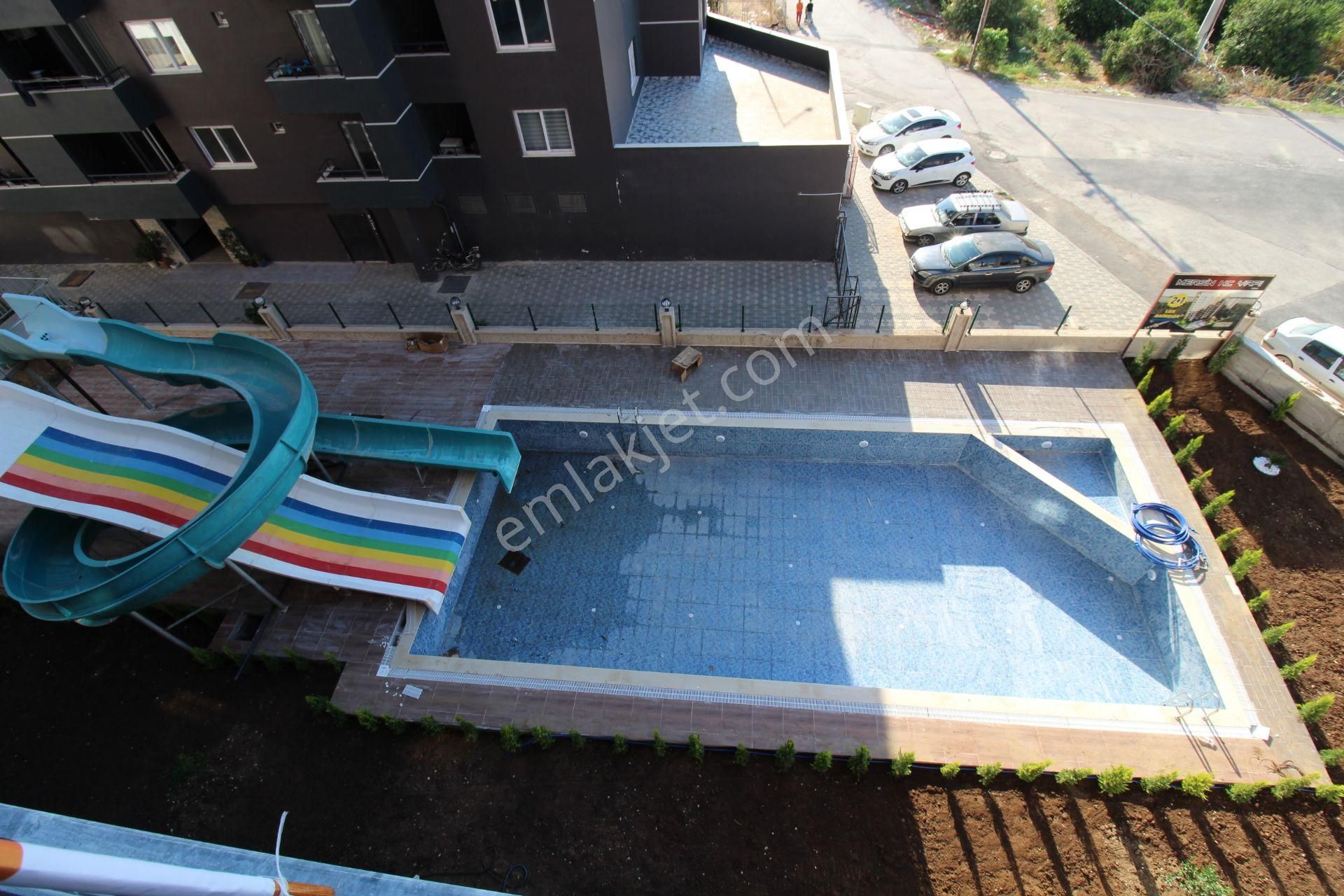 Aslan'dan Anayola Ve Sahile Yakın Havuzlu Geniş 2+1 - Görsel 23