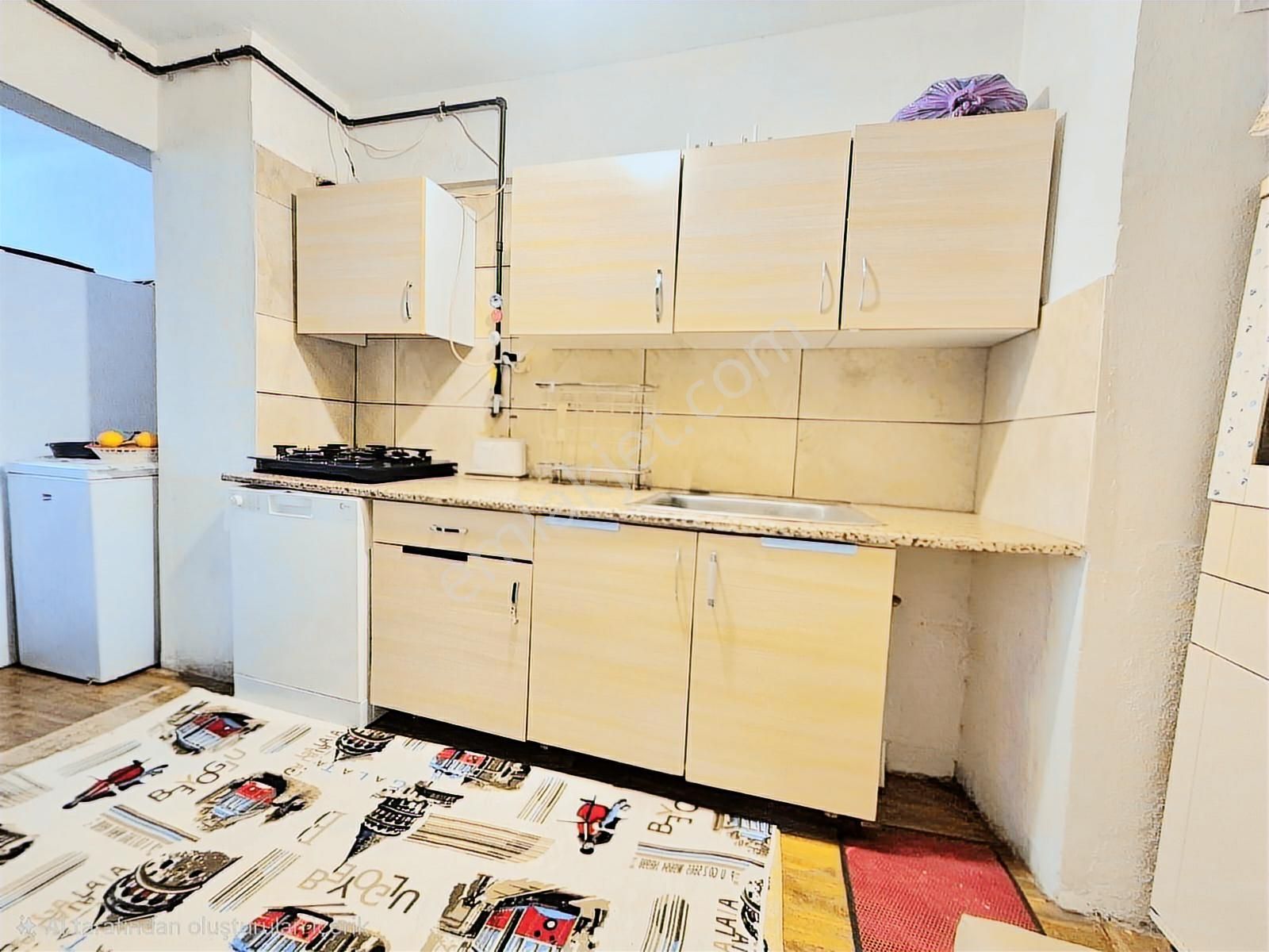 K.yaka Bahariye Mahallesi D.gazlı Bahçeli 2+1 90 M2 - Görsel 18