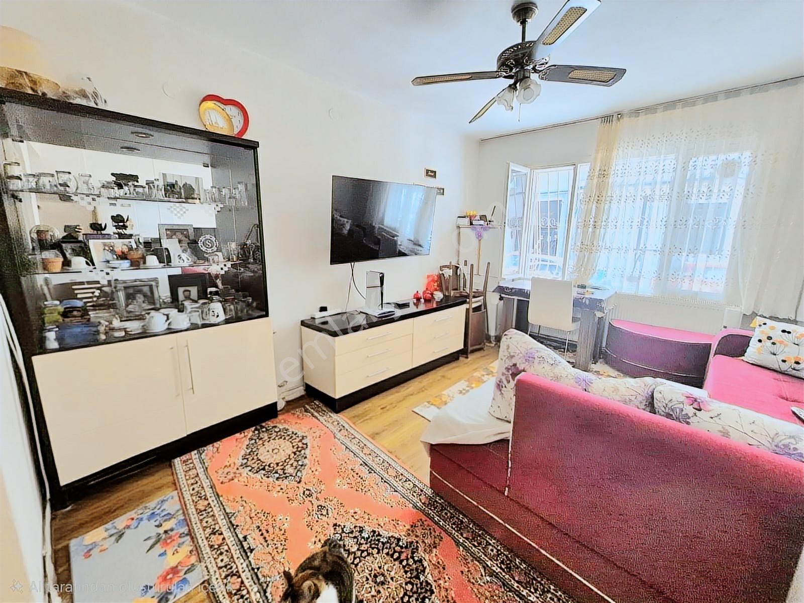 K.yaka Bahariye Mahallesi D.gazlı Bahçeli 2+1 90 M2 - Görsel 16