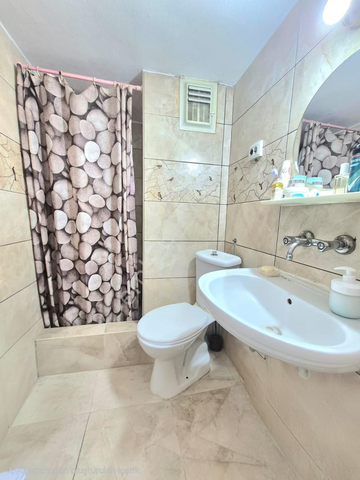 K.yaka Bahariye Mahallesi D.gazlı Bahçeli 2+1 90 M2 - Görsel 6