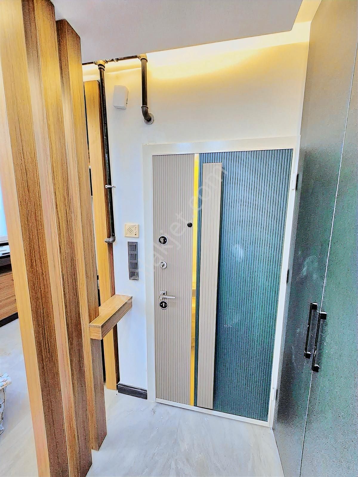 K.yaka Çarşı Ve Zübeyde Hanım Anıtı Yakını Ultura Lüks 2+1 90 M2 - Görsel 35