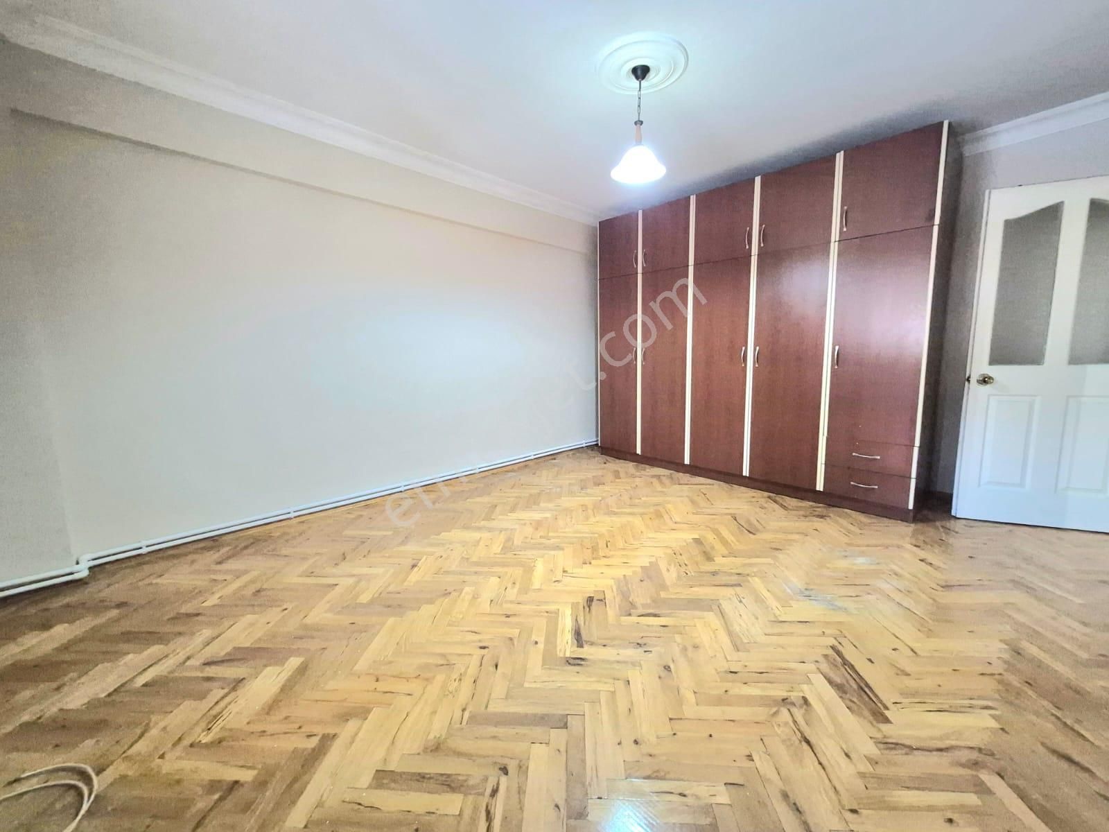 K.yaka Lisesi Yanı Merkezi Konum D.gazlı Dubleks 3+1 150 M2 - Görsel 34