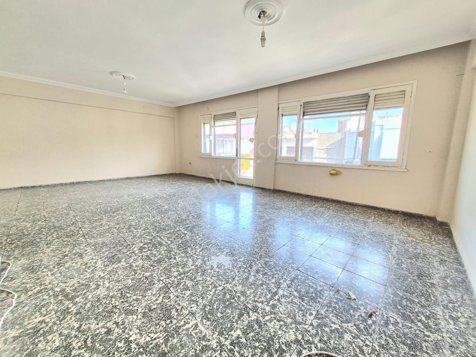 Bostanlı Vapur İskelesi Yakını Cemal Bülbül Sokak 2+1 90 M2 - Görsel 16