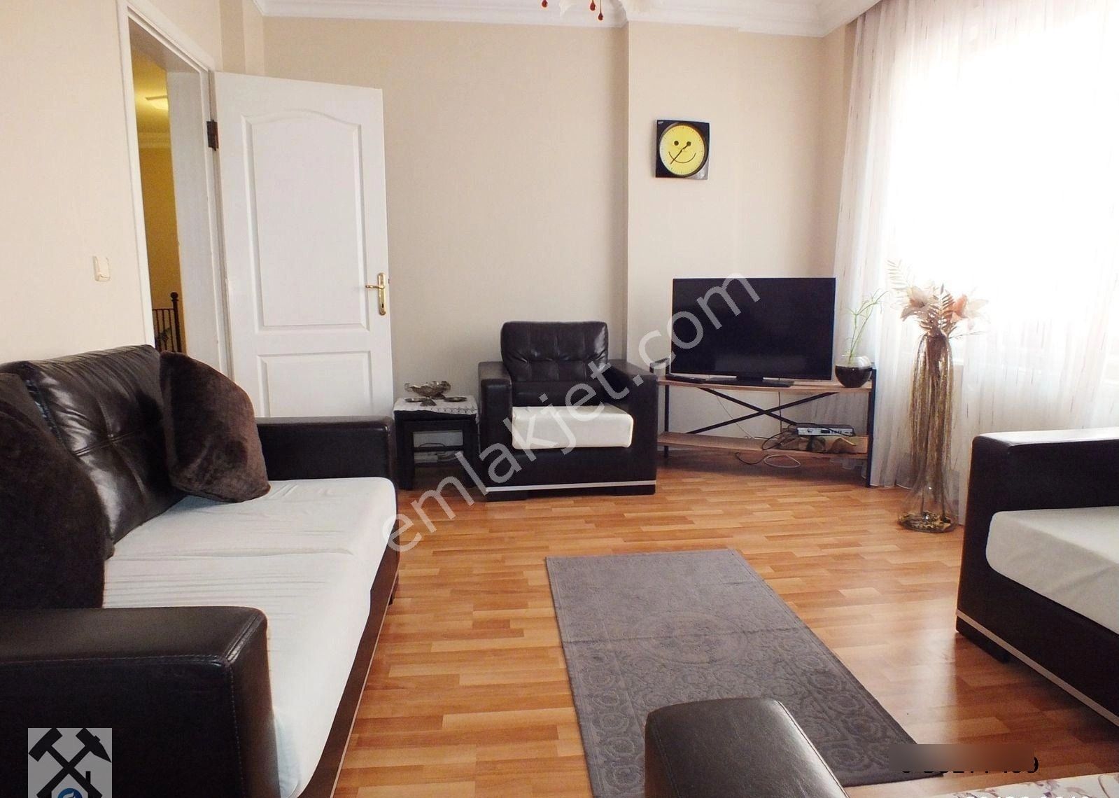 Bahçelievler'de Satılık Geniş Teraslı Dubleks Daire - Görsel 24