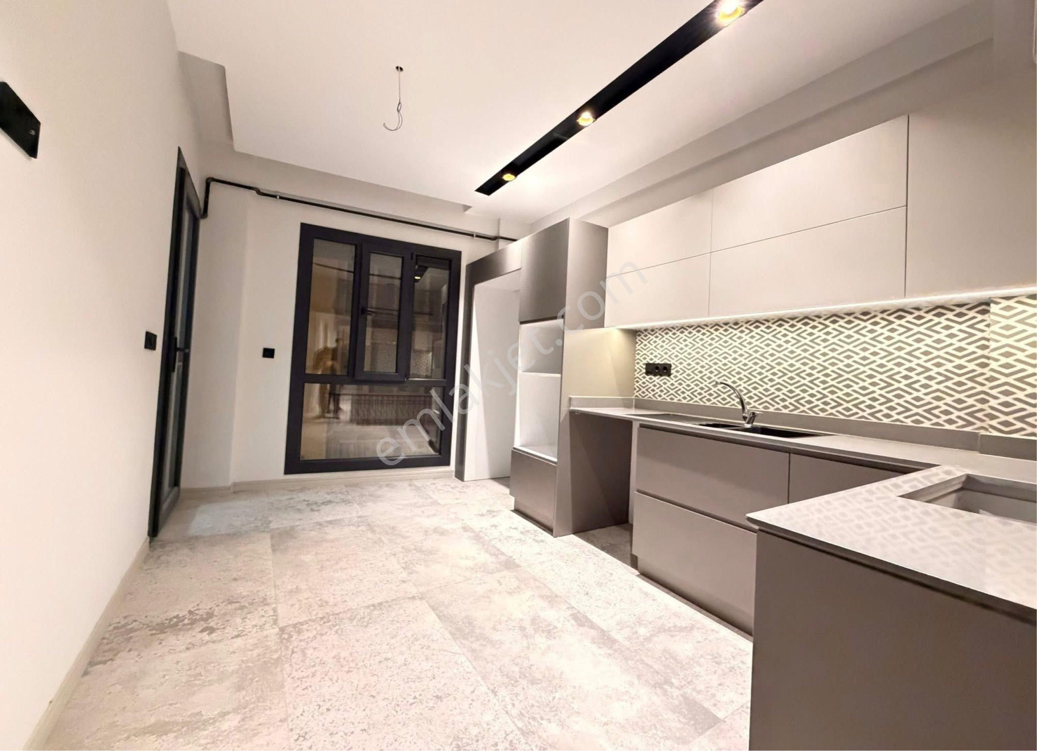 Değirmenönünde Sıfır 3+1 135 M2 Satılık Daire