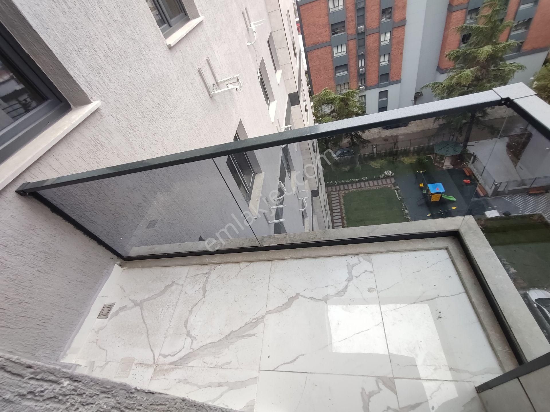 Ataların Merkezinde Butik Sitede Ebeveyn Banyolu - Görsel 12