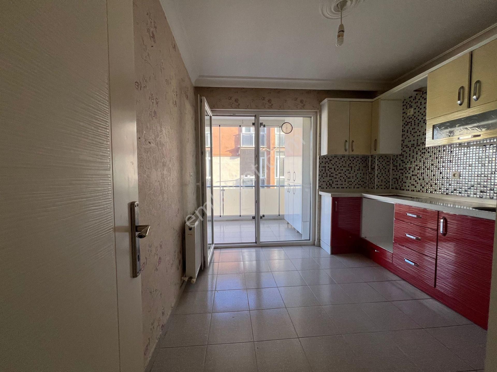 Roma' Dan Esentepe Mahallesi' Nde Kiralık Daire - Görsel 11