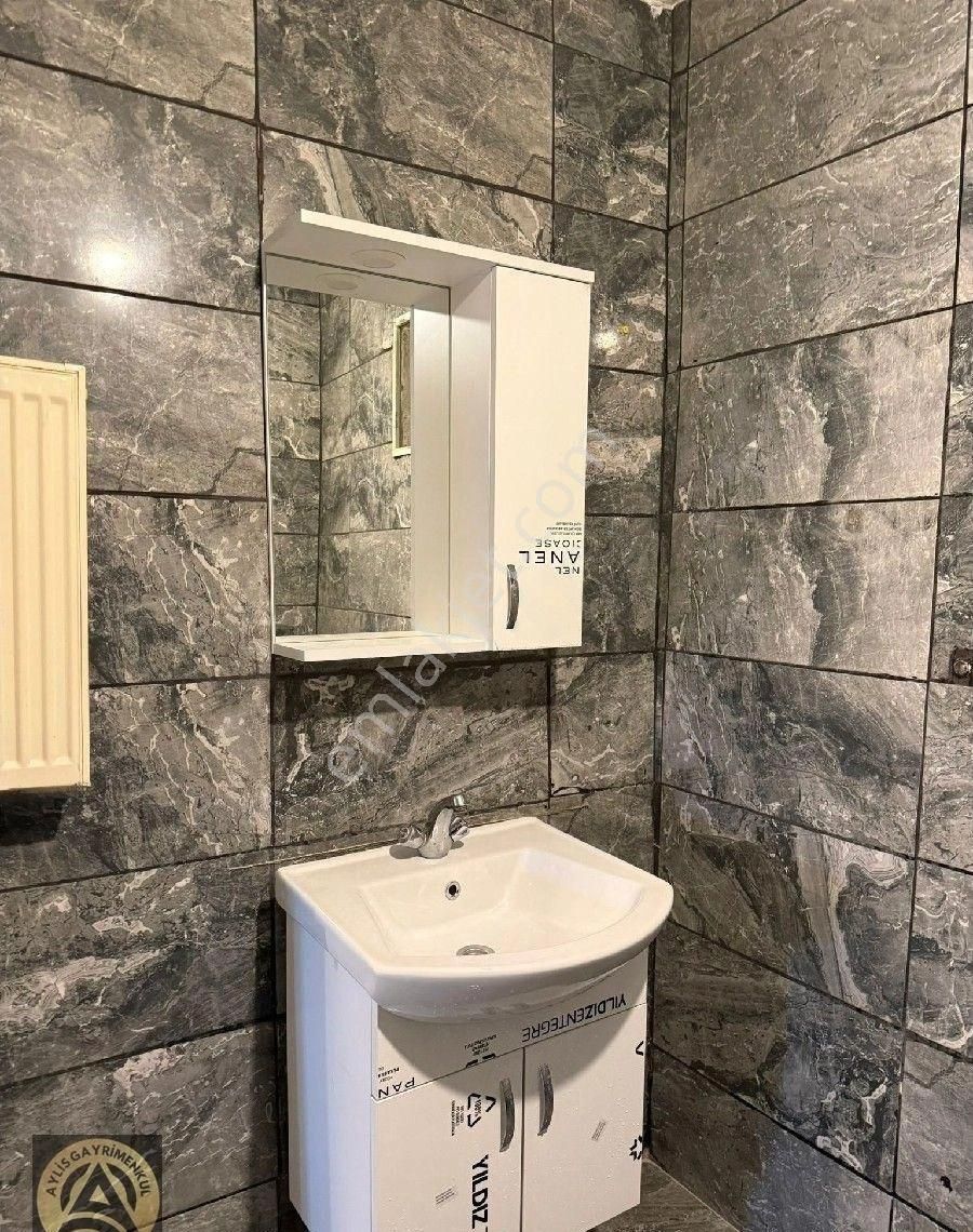 Sarıyer Baltalimanı'nda Muhteşem Boğaz Manzaralı 2+1 Kiralık Daire - Görsel 6