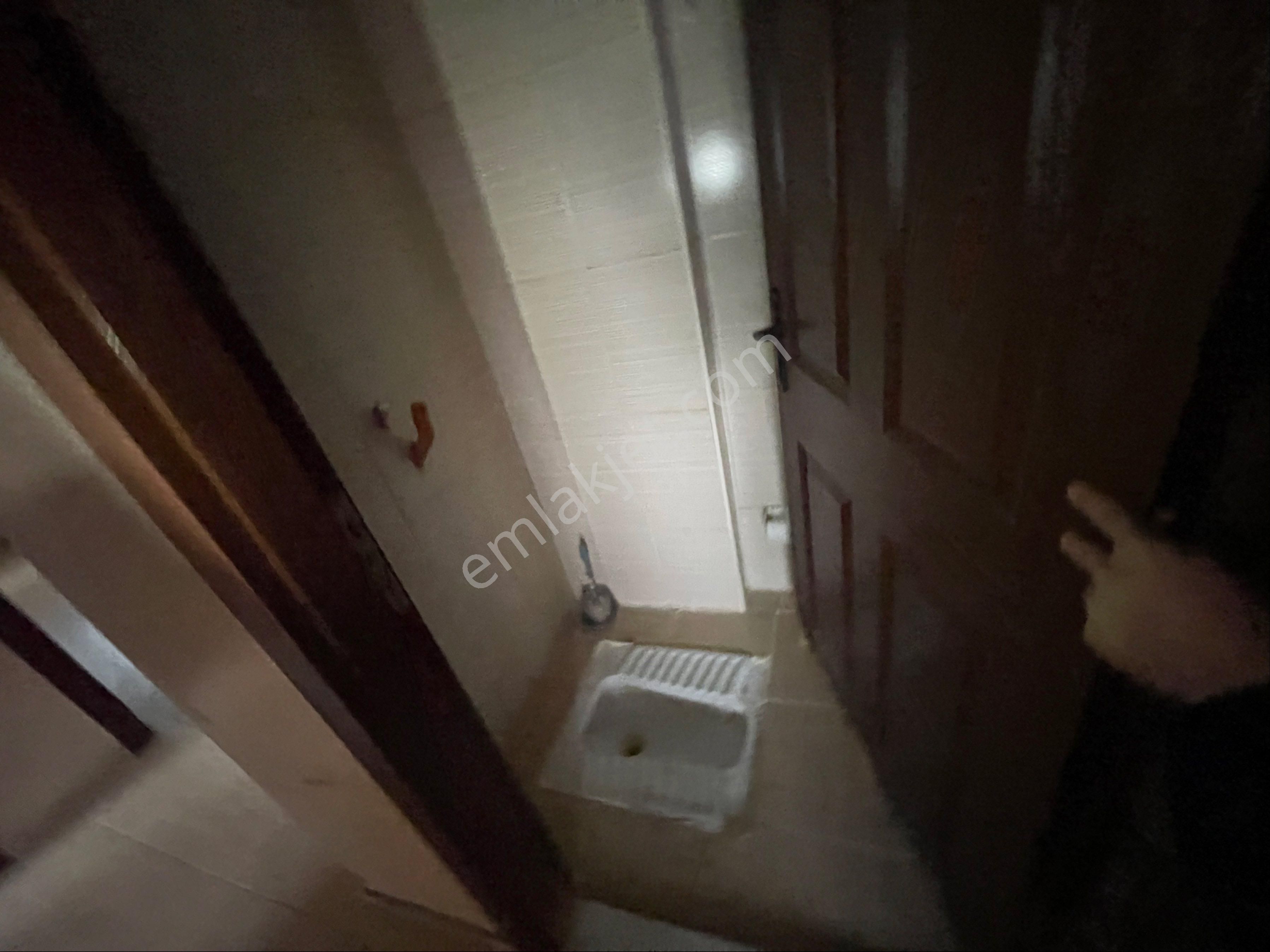 3 + 1 Sincan Yaşar Kemal Caddesi Üzerinde Malazgirt Mahallesi Köşebaşı Kiralık Asansörlü Daire - Görsel 24