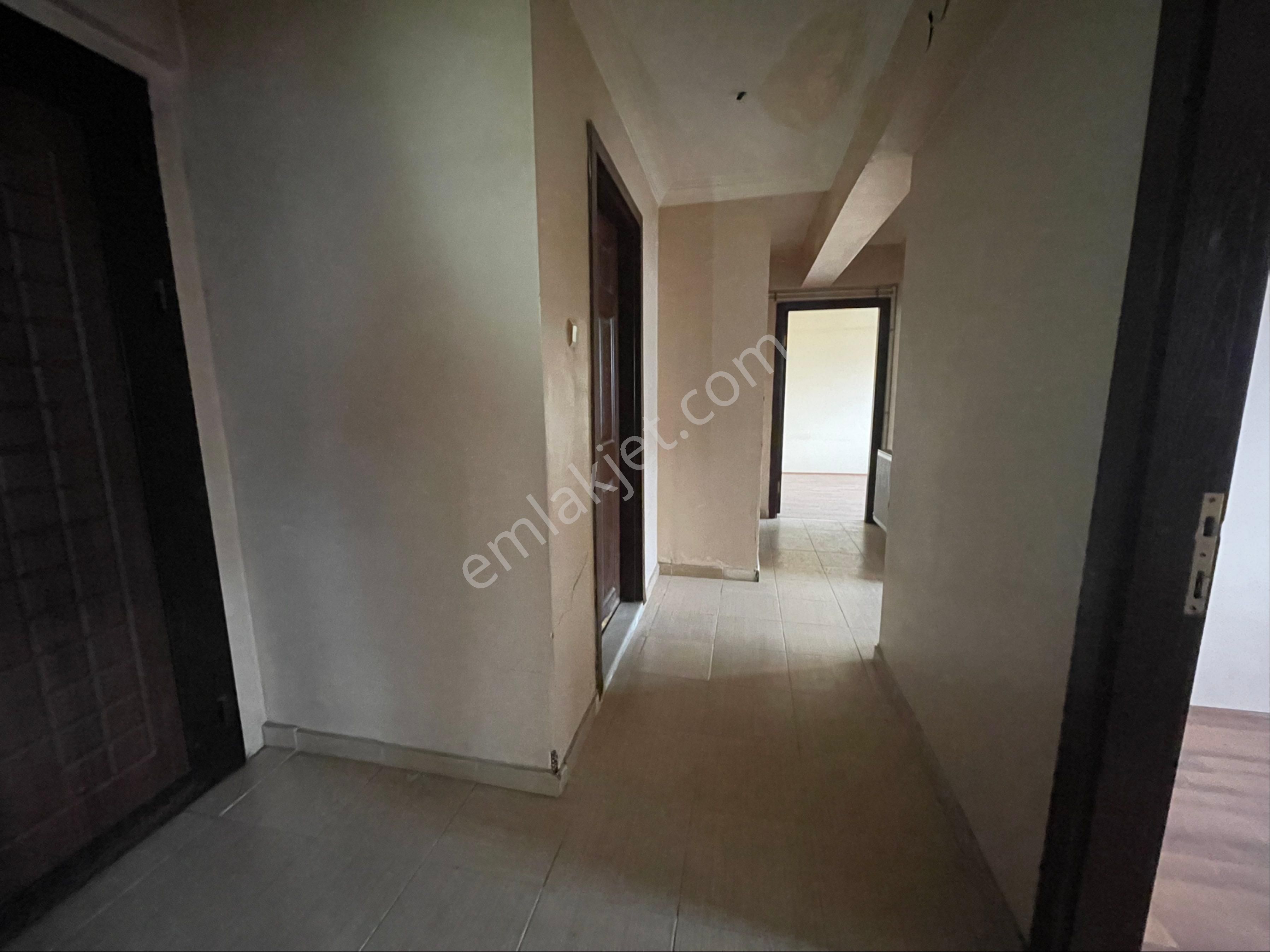 3 + 1 Sincan Yaşar Kemal Caddesi Üzerinde Malazgirt Mahallesi Köşebaşı Kiralık Asansörlü Daire - Görsel 25