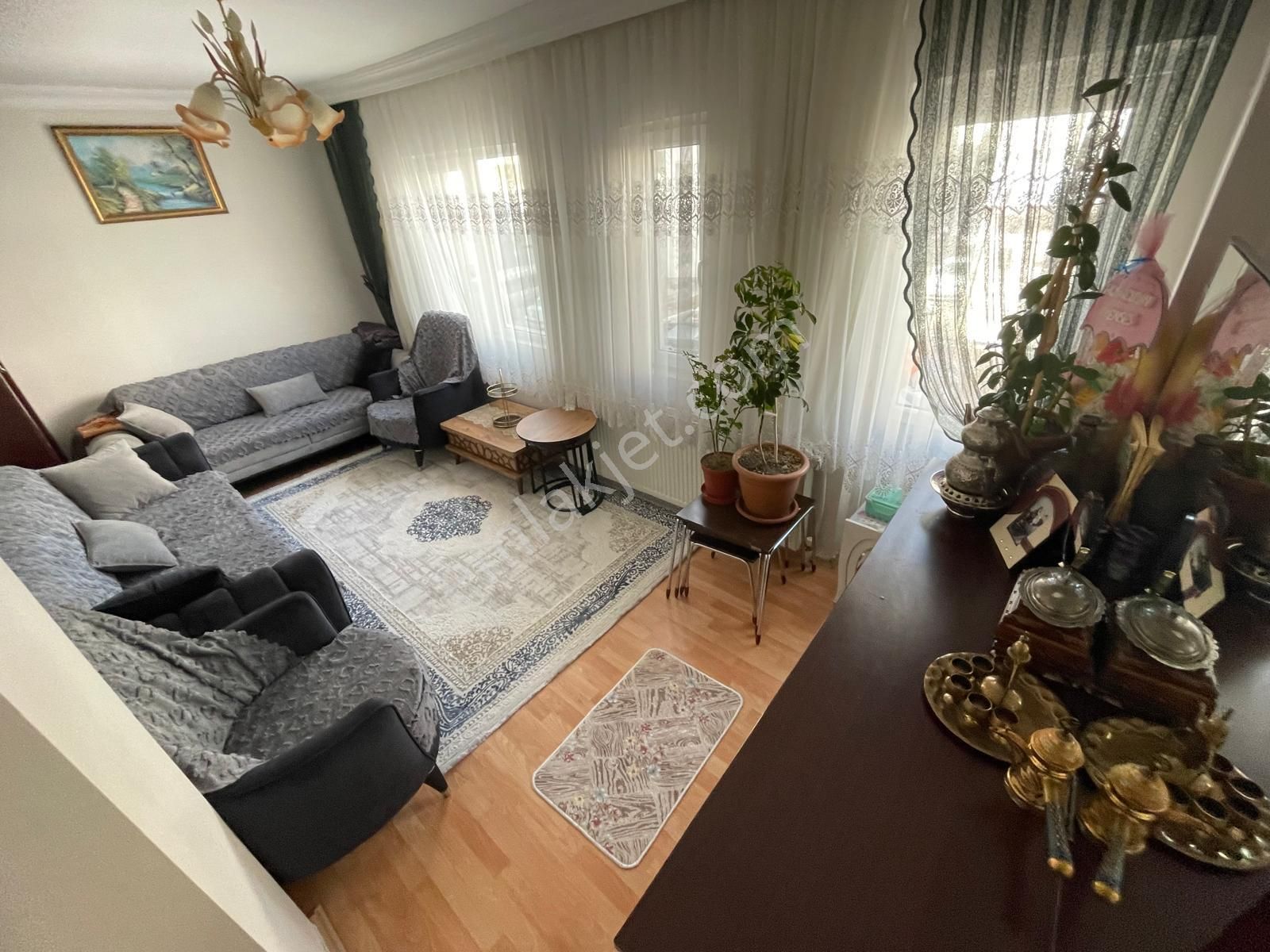 Sincan İstasyon Mah.'de Satılık 3+1 Ara Kat Ön Cephe Bağımsız Daire - Görsel 6