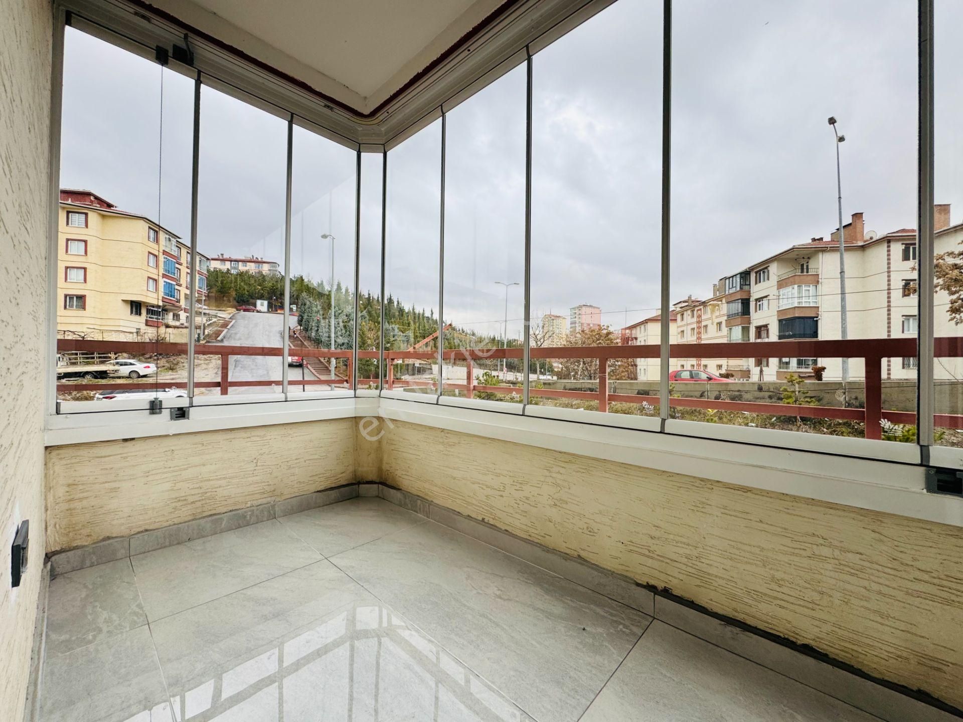 Nam-ak Emlak'tan Okullara Yakın 1.kat Masrafsız Güney Cephe 3+1 Daire - Görsel 18