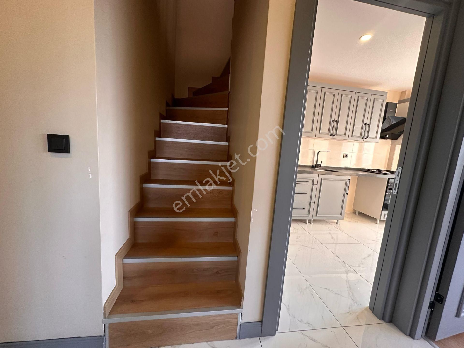 Kumburgaz Da 200 M2 4+2 Sıfır Ferah Dubleks Daire - Görsel 9