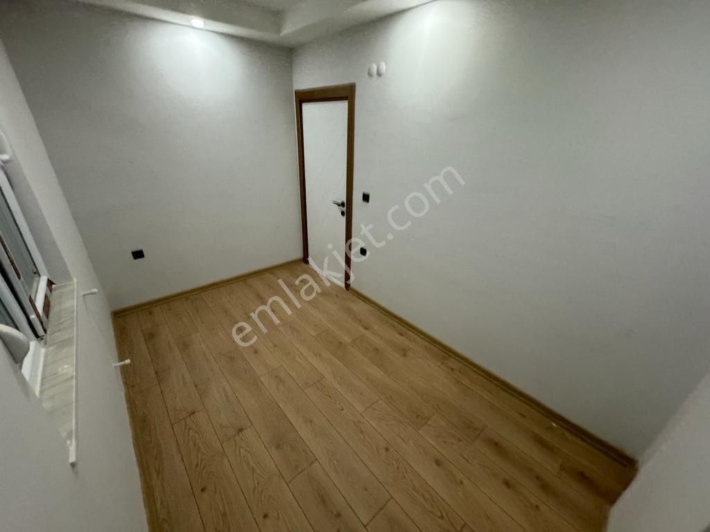 Ayanoğlu Mahallesi 2+1 Tramwaya Yakın Yatırıma Uygun Daire - Görsel 31