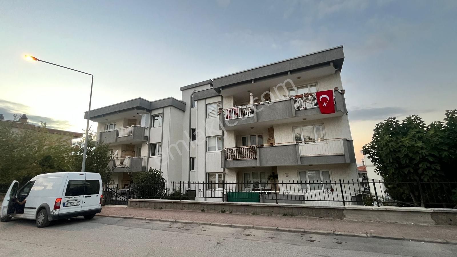 Kültür Mahallesi Bahçe Katı Kiralık 3+1 Daire - Görsel 20