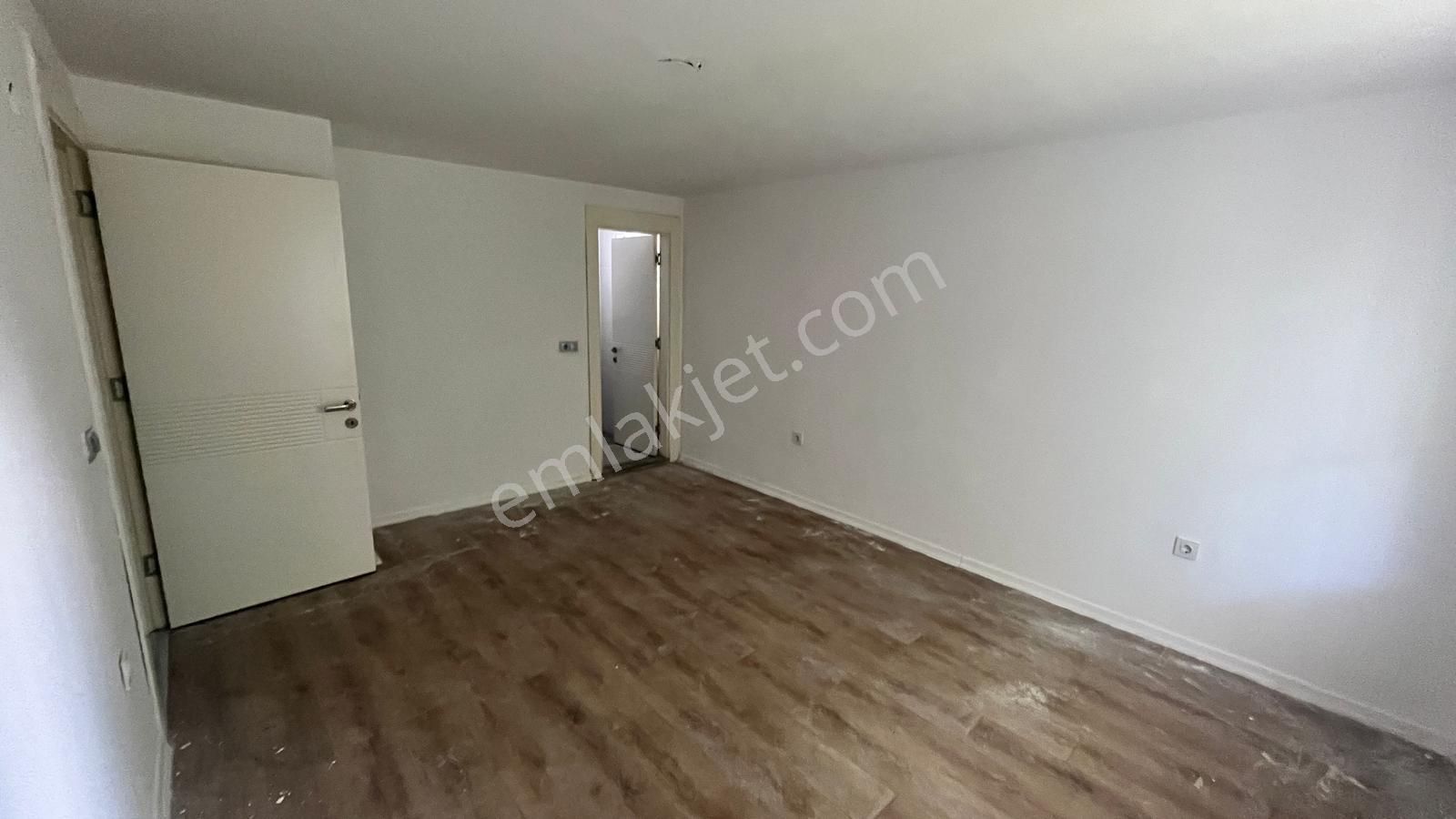 Kültür Mahallesi Bahçe Katı Kiralık 3+1 Daire - Görsel 12