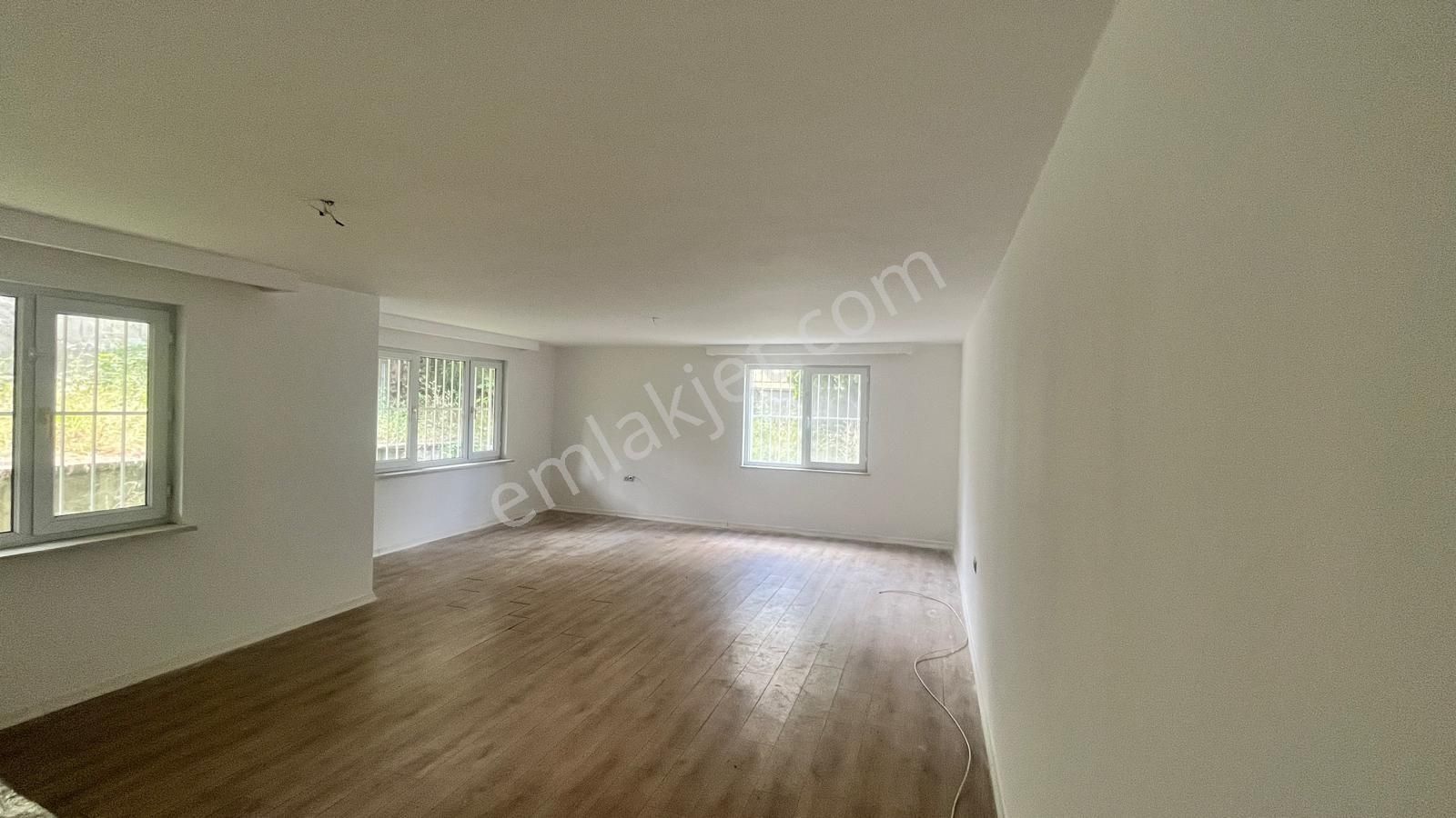 Kültür Mahallesi Bahçe Katı Kiralık 3+1 Daire - Görsel 17