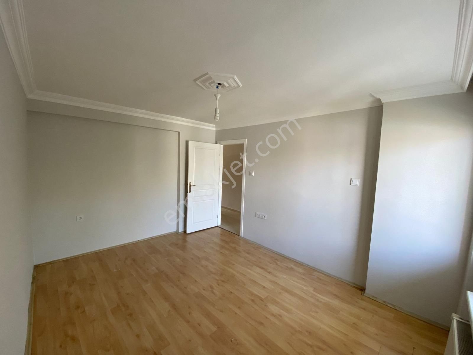 Nilüfer Kültür Mahallesi Ara Kat 3+1 Kiralık Daire - Görsel 17