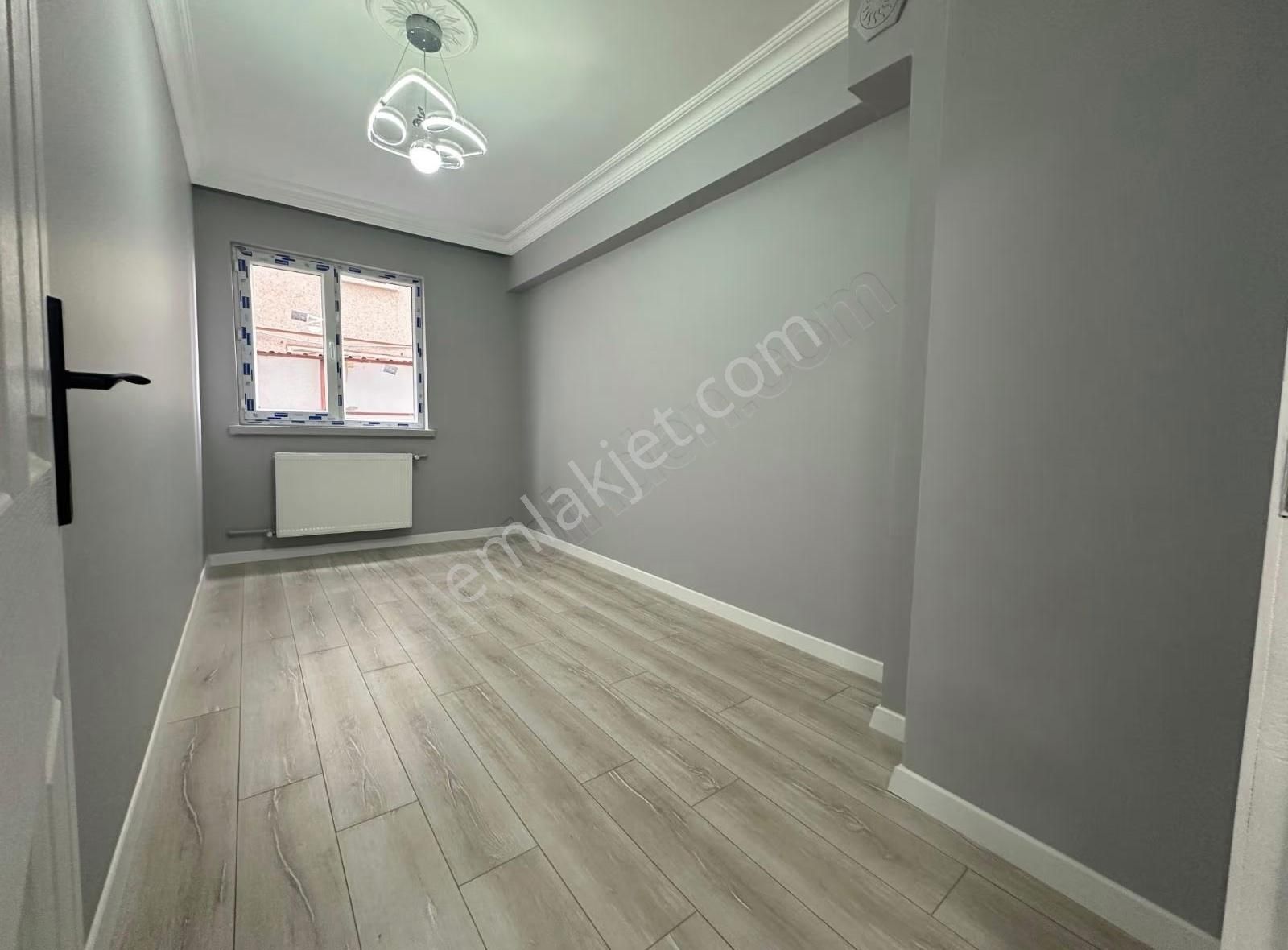 Ascelik"den"demircilerde_3 Kat Konumunda_delux+delux Yapılı_3+1 - Görsel 29