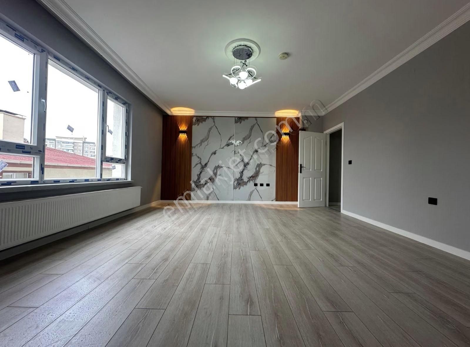 Ascelik"den"demircilerde_3 Kat Konumunda_delux+delux Yapılı_3+1 - Görsel 4