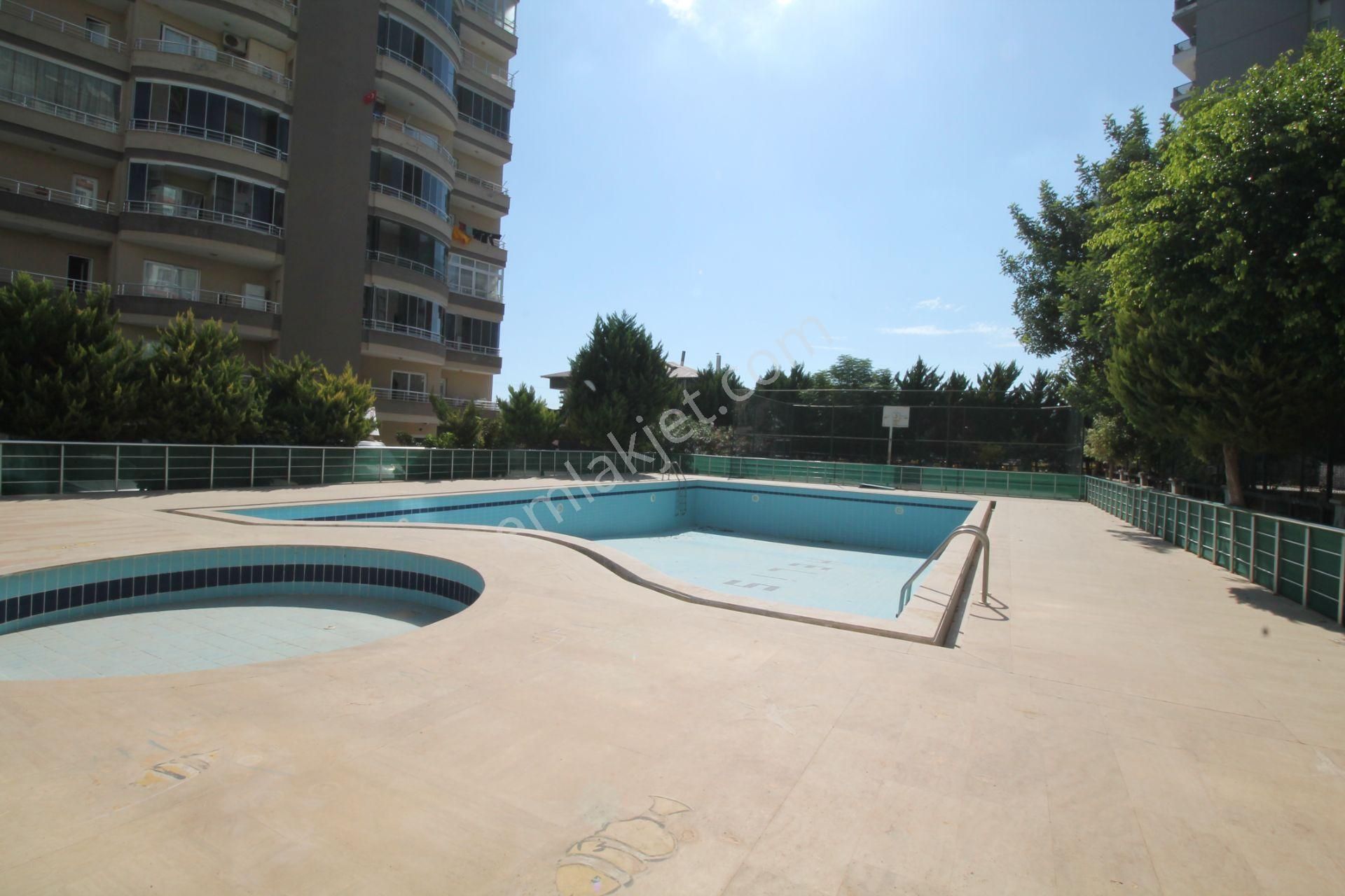 Retro’dan Üniversite Caddesinde Site İçi Geniş B.mutfak Kiralık 3+1 - Görsel 22