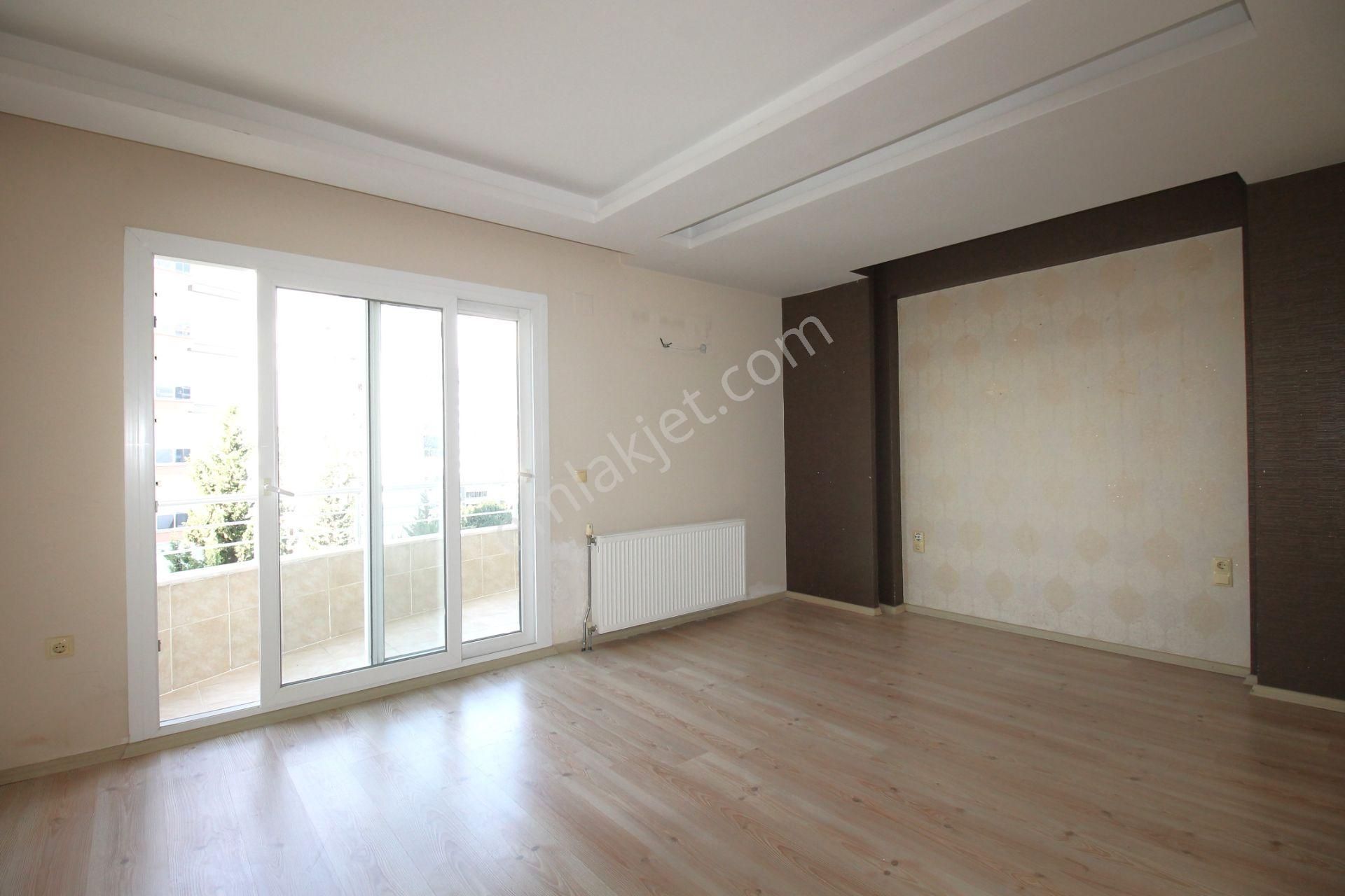 Retro’dan Üniversite Caddesinde Site İçi Geniş B.mutfak Kiralık 3+1 - Görsel 16